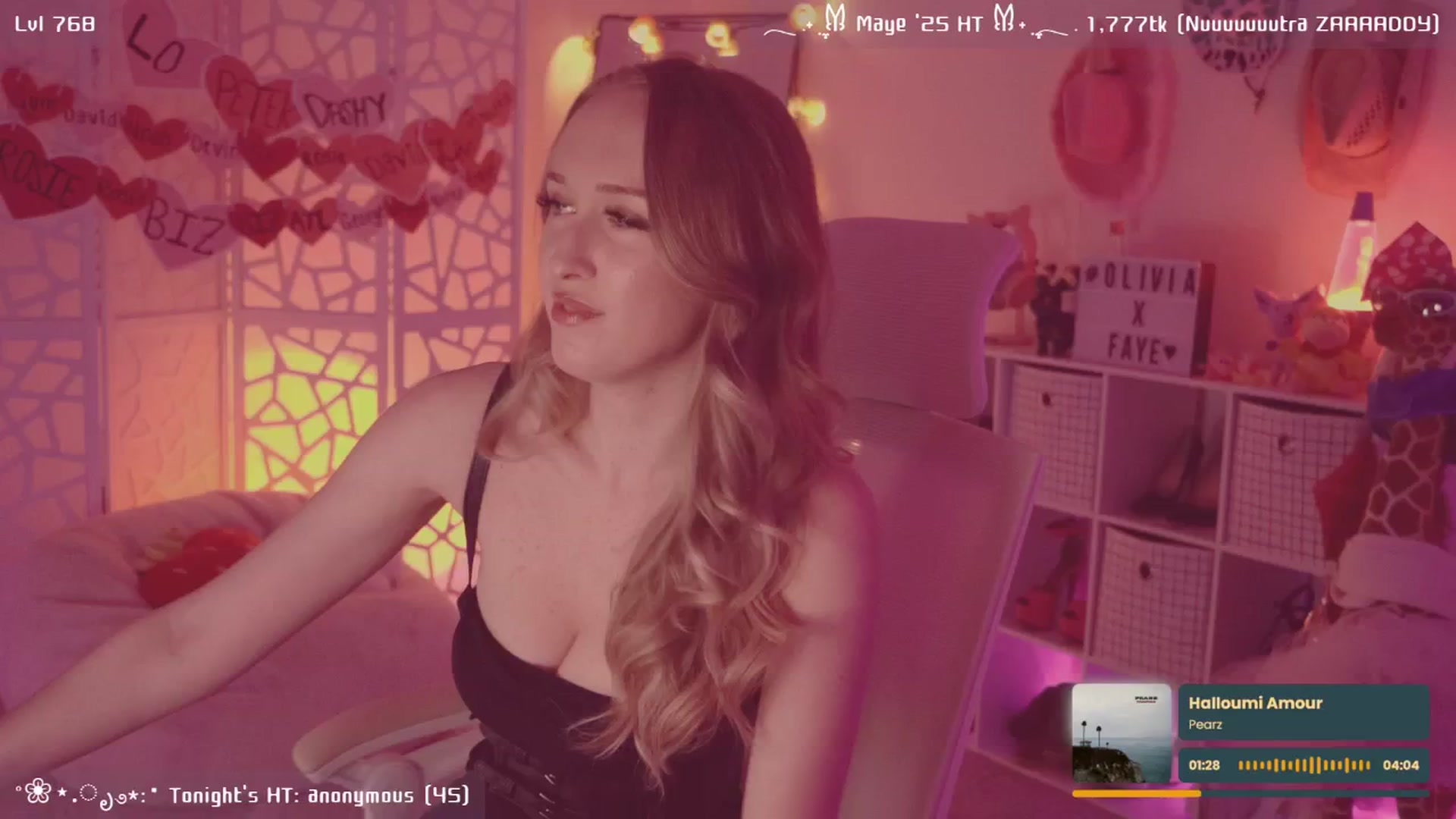 Gallery image thumbnail from OliviaxFaye's myfreecams stream on, 05/08/2025, 05:26 image 6 of 20