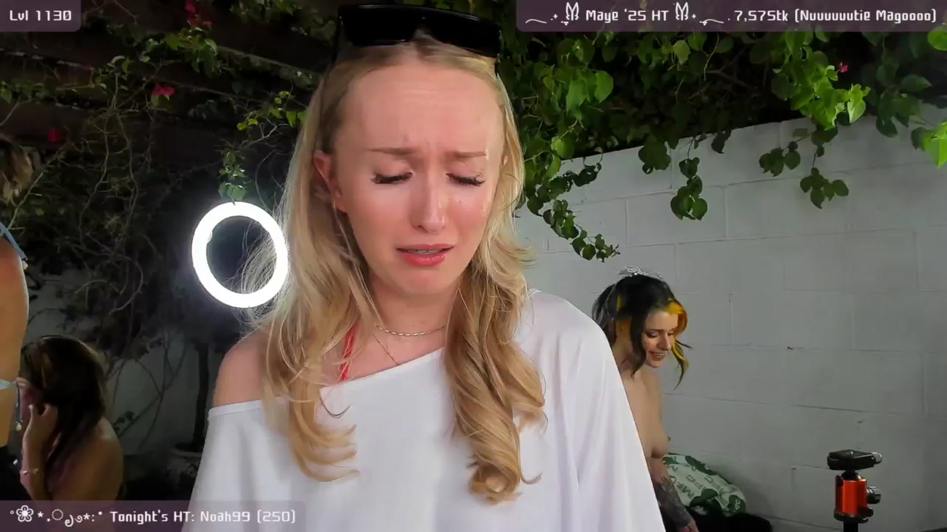 Gallery image thumbnail from OliviaxFaye's myfreecams stream on, 05/21/2025, 04:46 image 2 of 20
