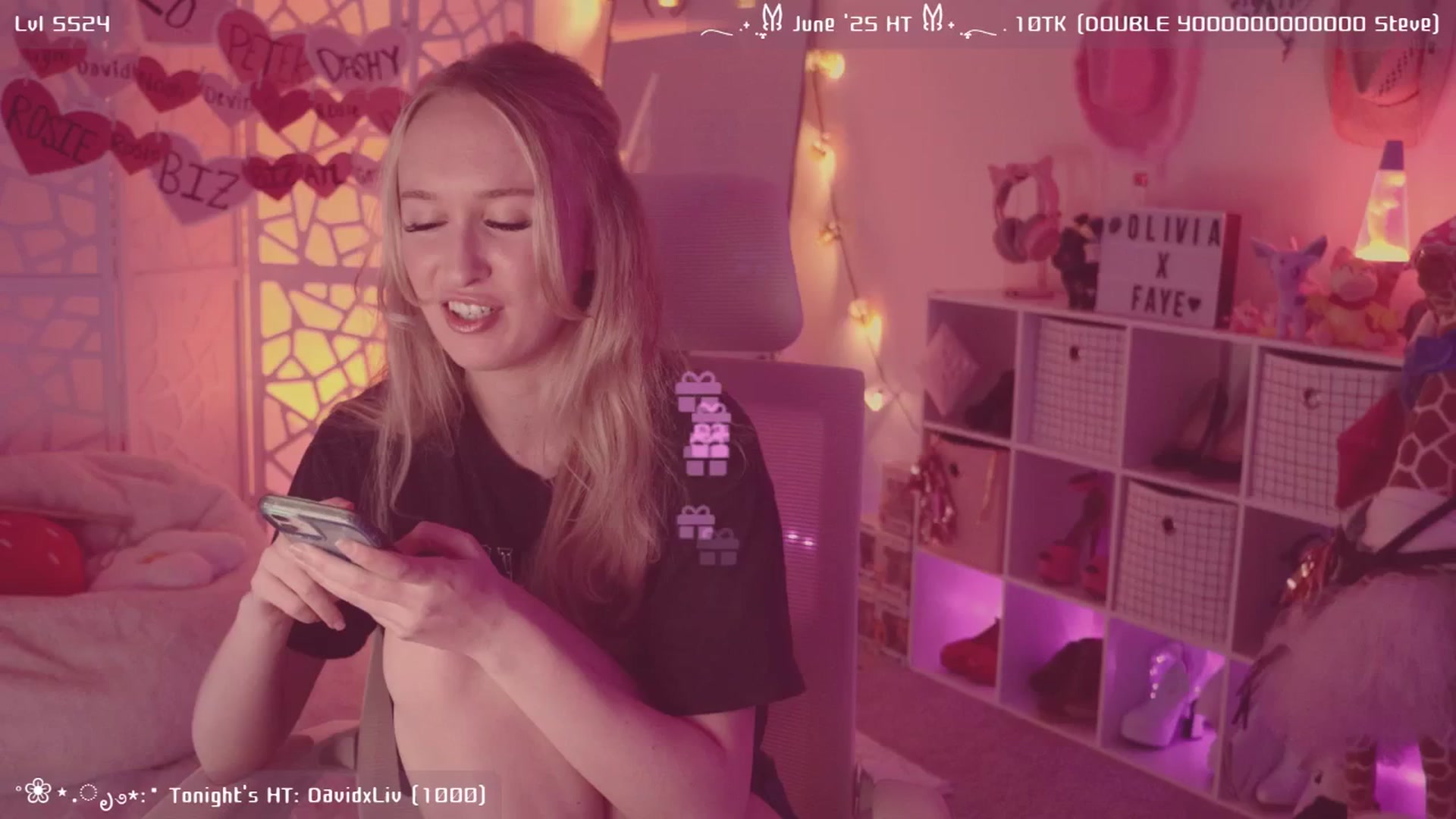 Gallery image thumbnail from OliviaxFaye's myfreecams stream on, 06/05/2025, 04:27 image 9 of 20