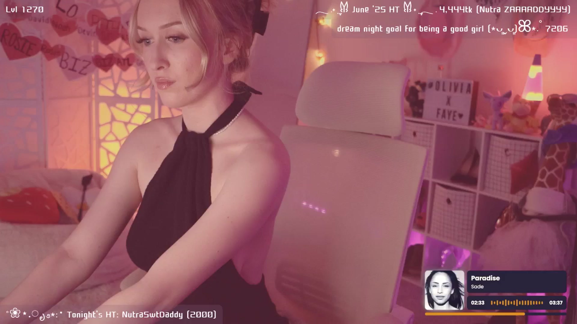 Gallery image thumbnail from OliviaxFaye's myfreecams stream on, 06/24/2025, 04:20 image 18 of 20