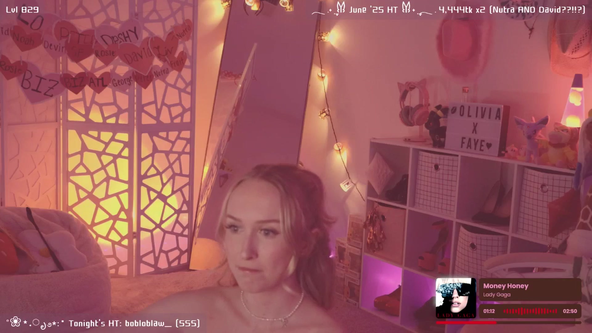 Gallery image thumbnail from OliviaxFaye's myfreecams stream on, 06/26/2025, 05:16 image 19 of 20