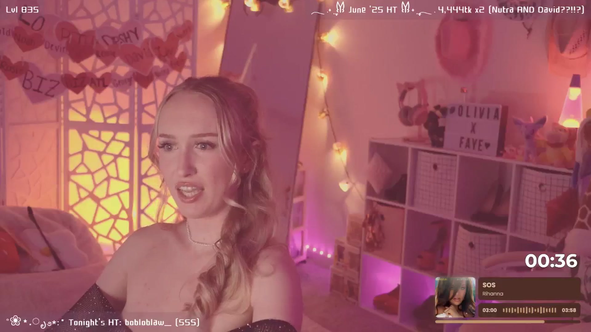 Gallery image thumbnail from OliviaxFaye's myfreecams stream on, 06/26/2025, 05:16 image 16 of 20