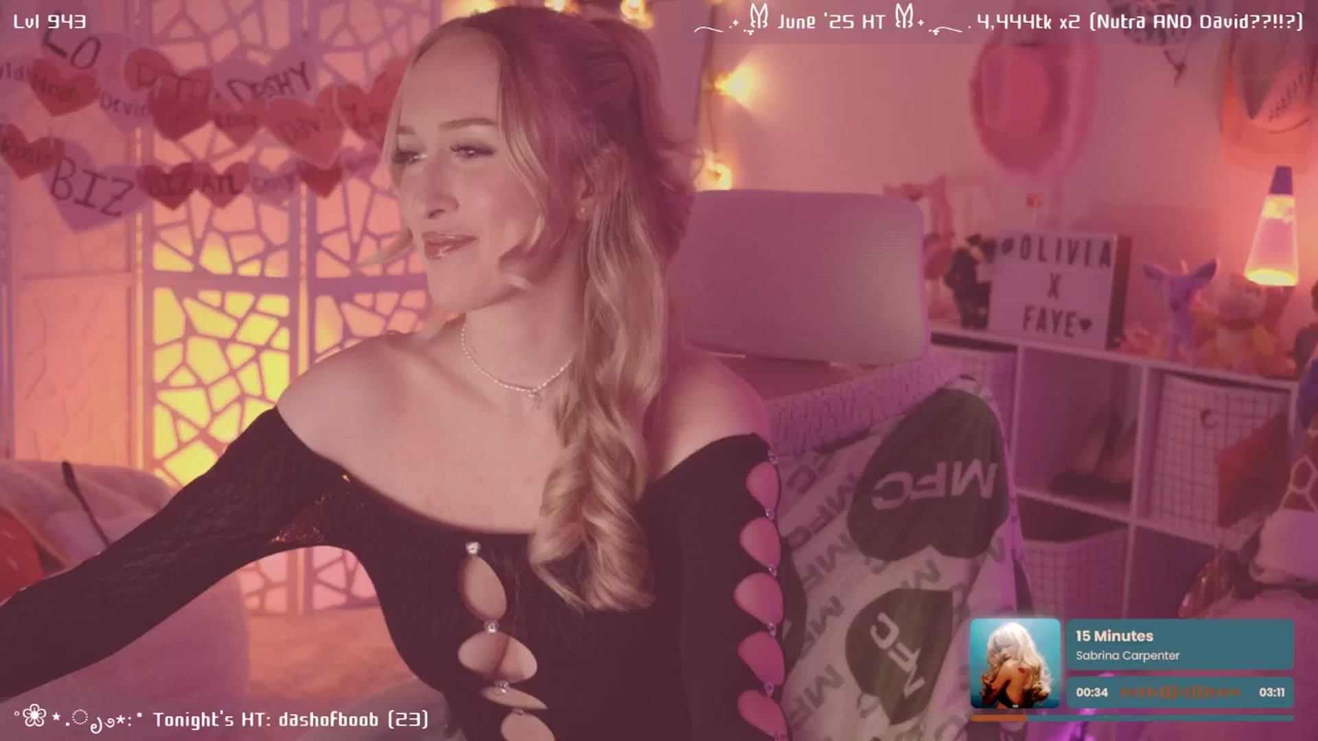 Gallery image thumbnail from OliviaxFaye's myfreecams stream on, 06/26/2025, 05:16 image 3 of 20