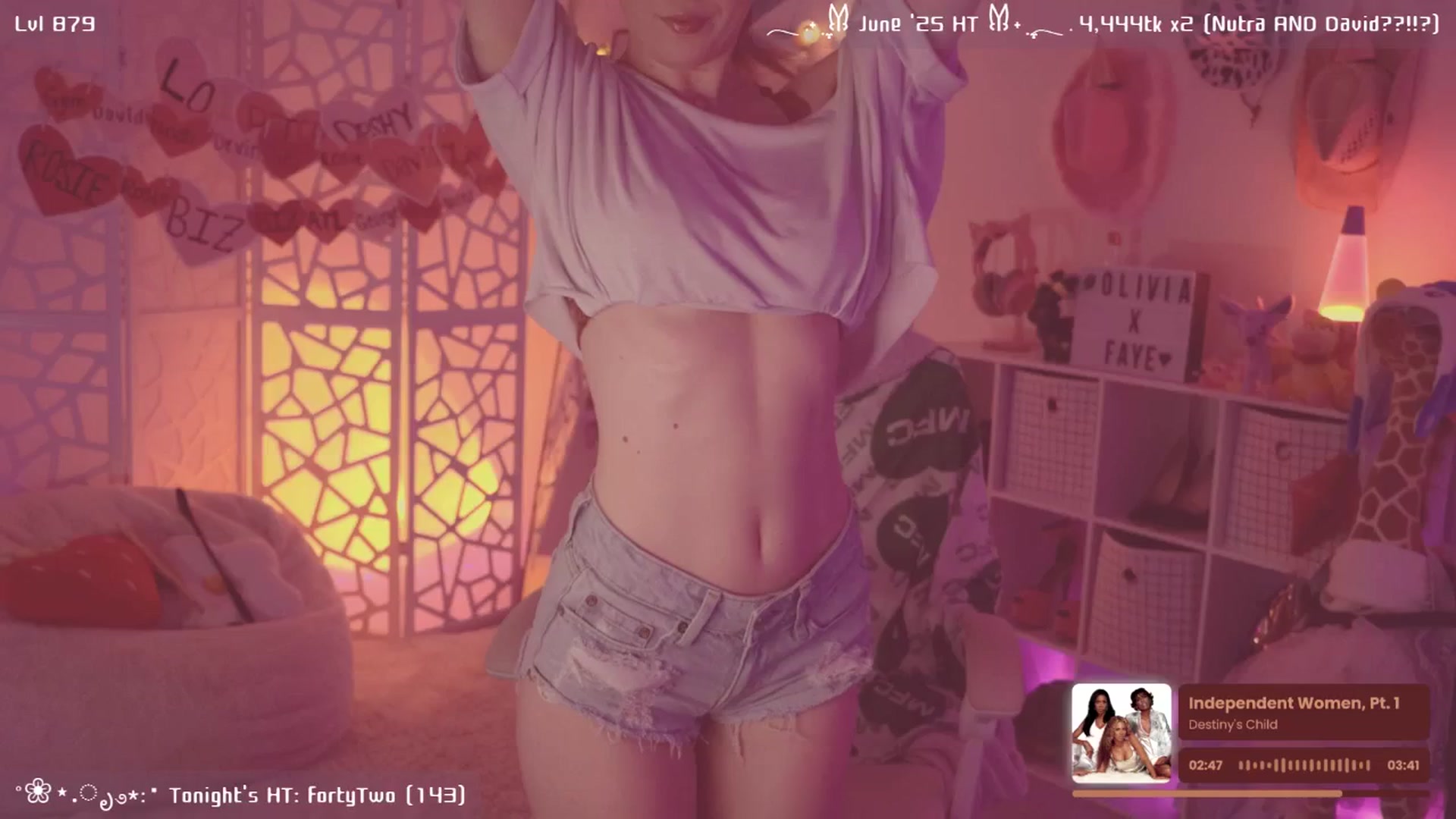 Gallery image thumbnail from OliviaxFaye's myfreecams stream on, 06/28/2025, 06:00 image 3 of 20