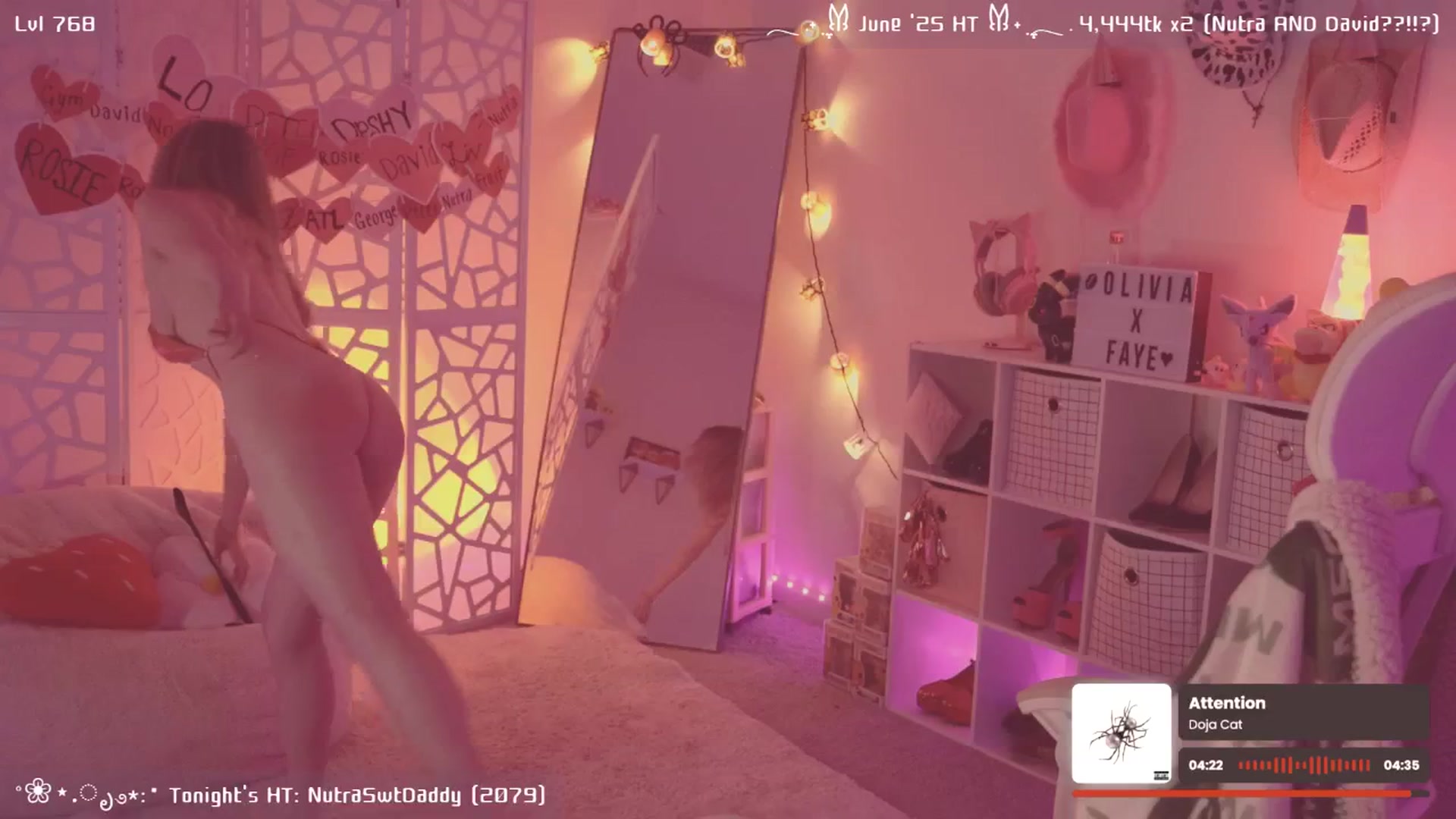 Gallery image thumbnail from OliviaxFaye's myfreecams stream on, 06/28/2025, 06:00 image 11 of 20