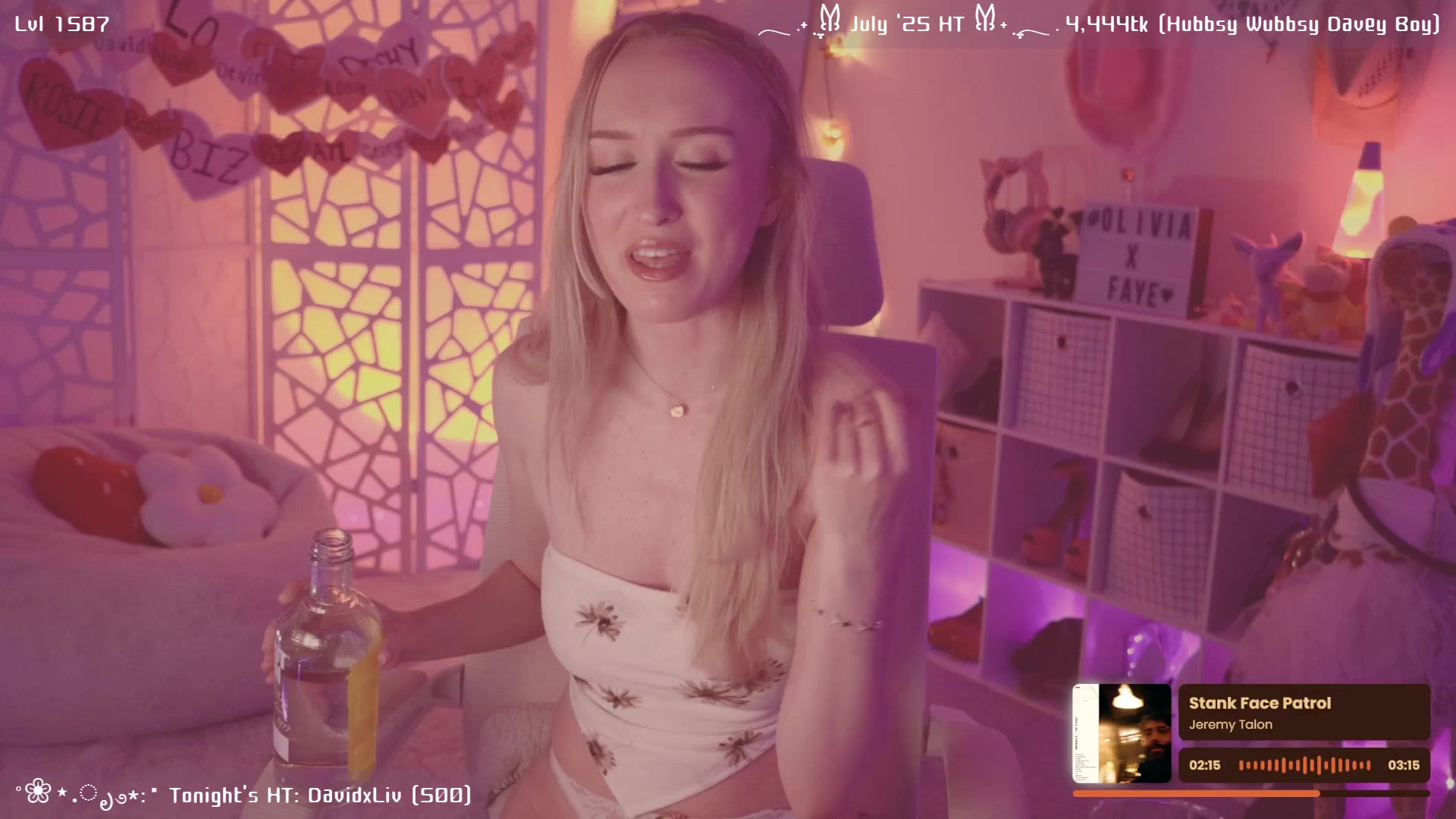 Gallery image thumbnail from OliviaxFaye's myfreecams stream on, 07/10/2025, 06:02 image 11 of 20