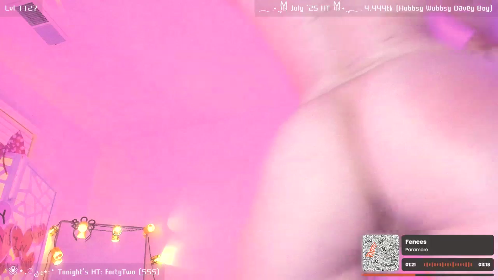 Gallery image thumbnail from OliviaxFaye's myfreecams stream on, 07/10/2025, 06:21 image 15 of 20