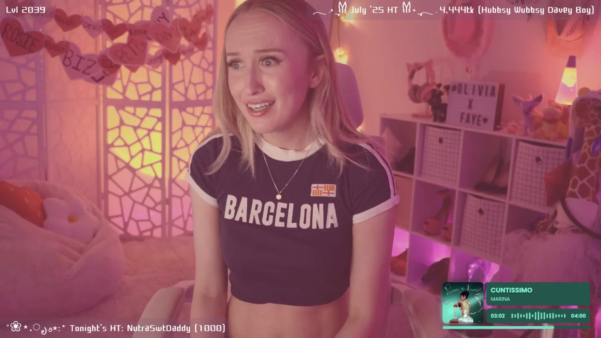 Gallery image thumbnail from OliviaxFaye's myfreecams stream on, 07/22/2025, 06:42 image 10 of 20