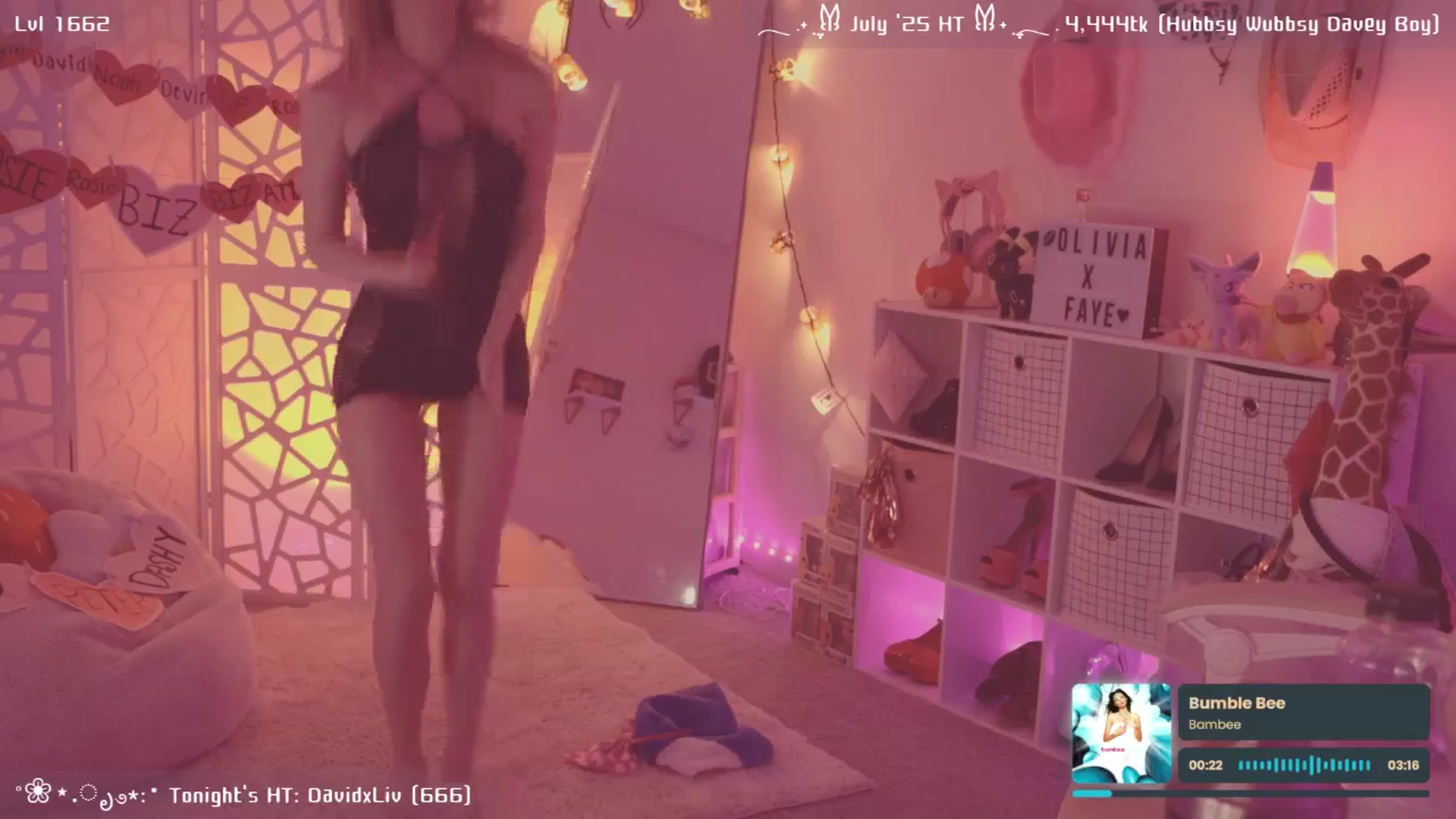 Gallery image thumbnail from OliviaxFaye's myfreecams stream on, 07/24/2025, 05:32 image 20 of 20