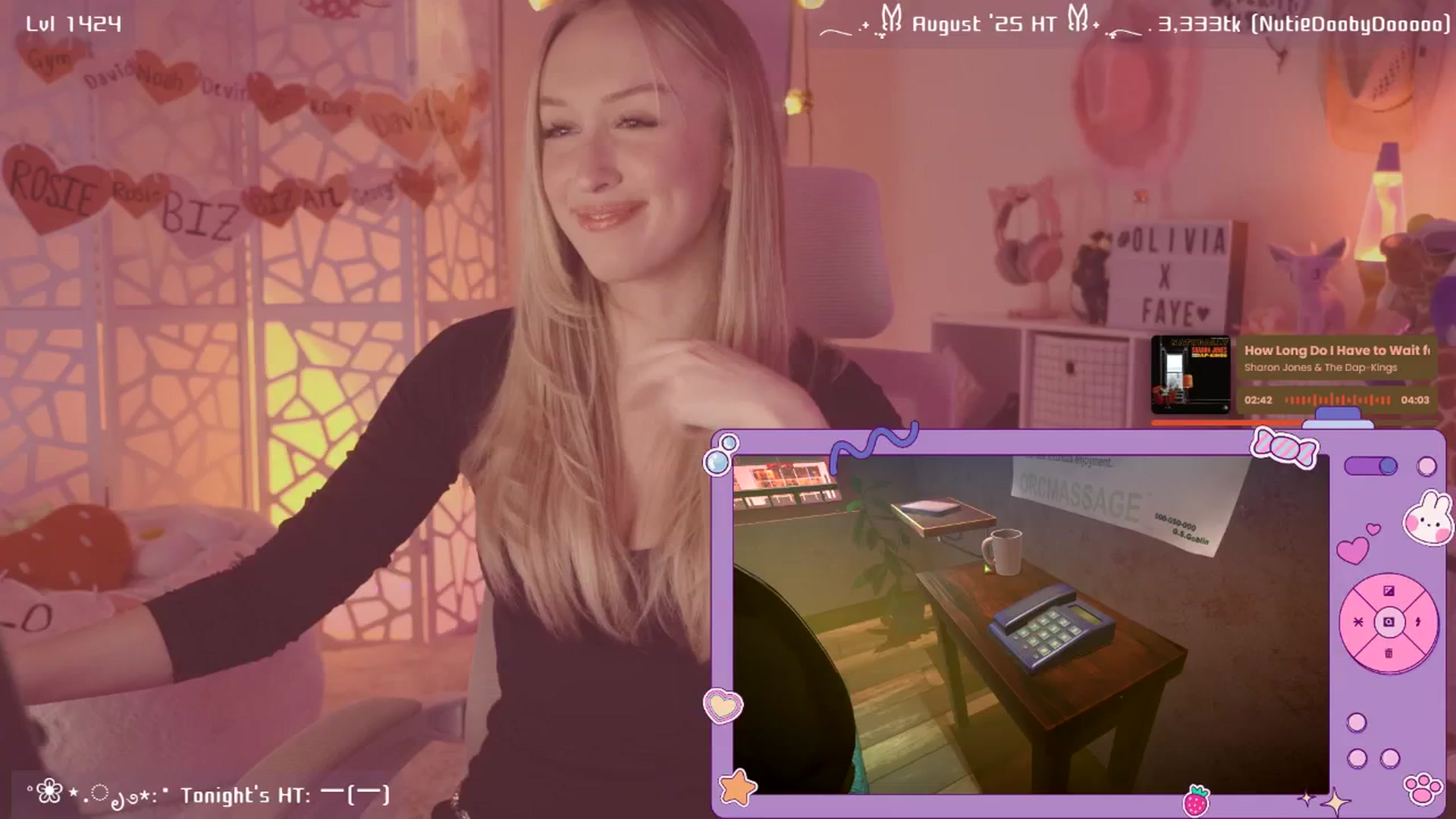 Gallery image thumbnail from OliviaxFaye's myfreecams stream on, 08/19/2025, 03:18 image 9 of 20