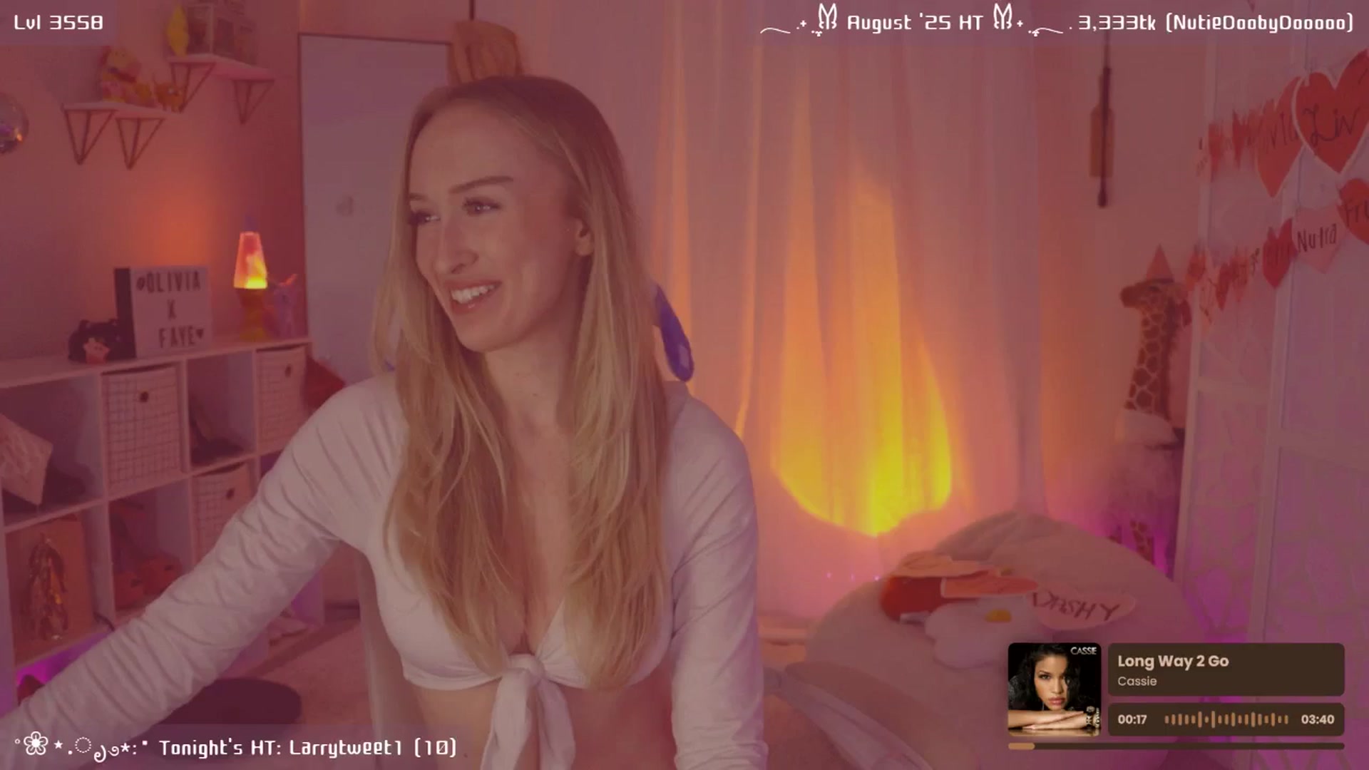 Gallery image thumbnail from OliviaxFaye's myfreecams stream on, 09/02/2025, 05:19 image 1 of 20