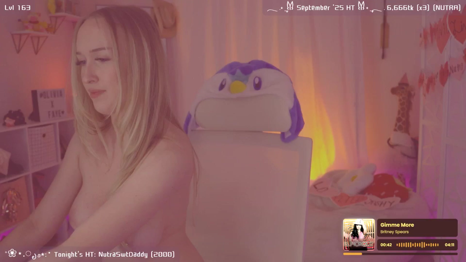 Gallery image thumbnail from OliviaxFaye's myfreecams stream on, 09/09/2025, 04:18 image 19 of 20