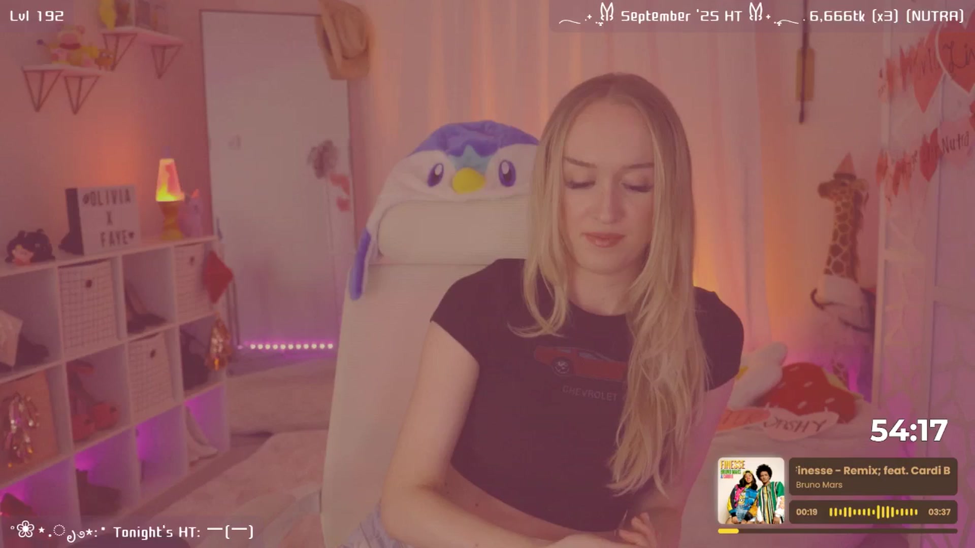 Gallery image thumbnail from OliviaxFaye's myfreecams stream on, 09/09/2025, 04:18 image 1 of 20