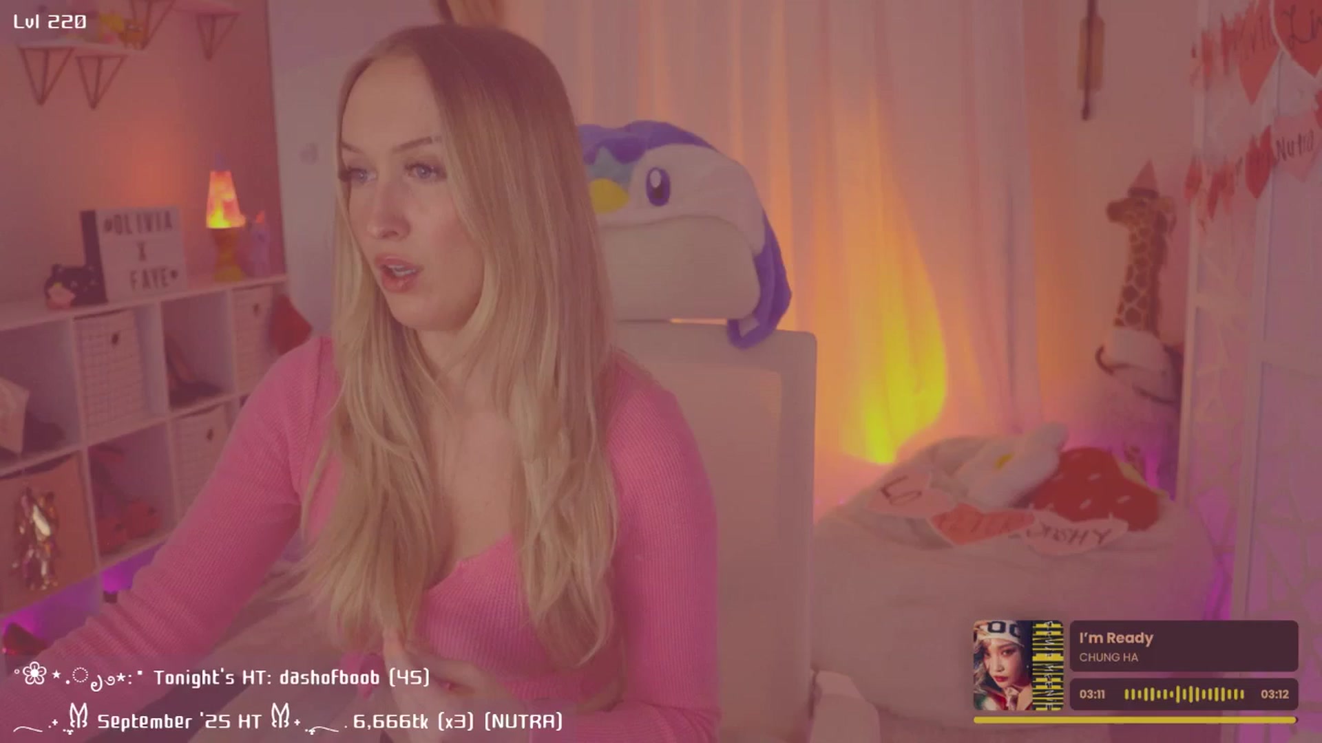 Gallery image thumbnail from OliviaxFaye's myfreecams stream on, 09/11/2025, 04:55 image 6 of 20