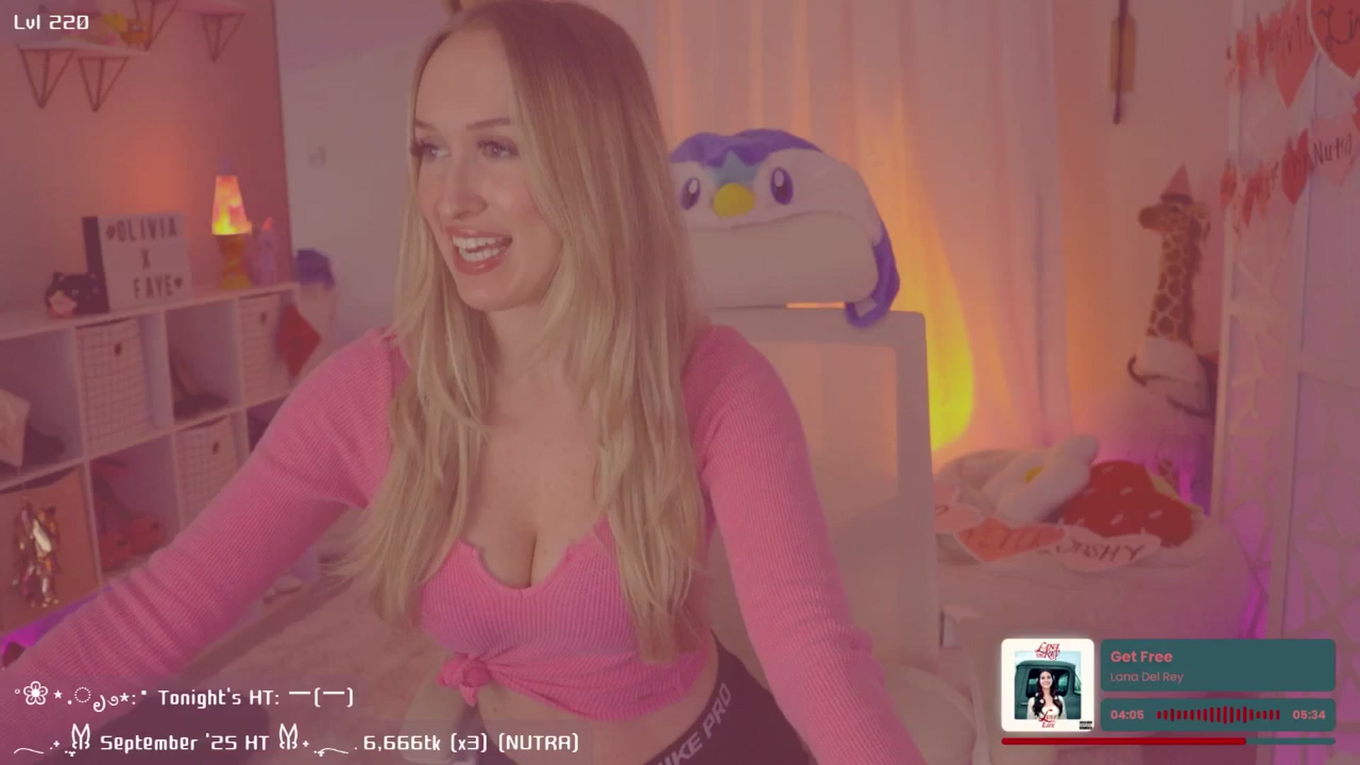 Gallery image thumbnail from OliviaxFaye's myfreecams stream on, 09/11/2025, 04:55 image 1 of 20