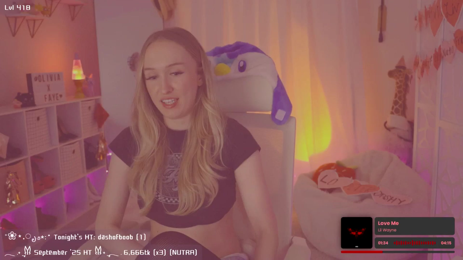 Gallery image thumbnail from OliviaxFaye's myfreecams stream on, 09/17/2025, 04:40 image 4 of 20