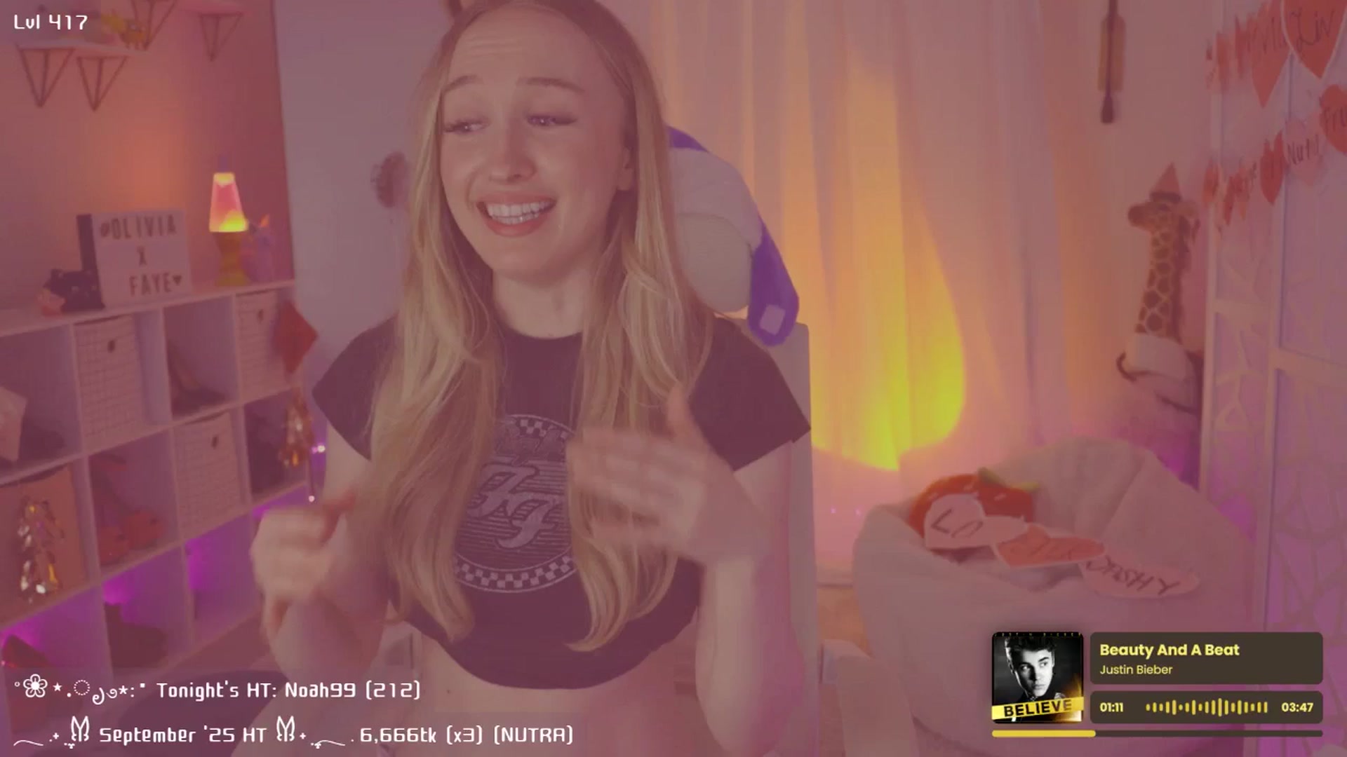Gallery image thumbnail from OliviaxFaye's myfreecams stream on, 09/17/2025, 04:40 image 8 of 20