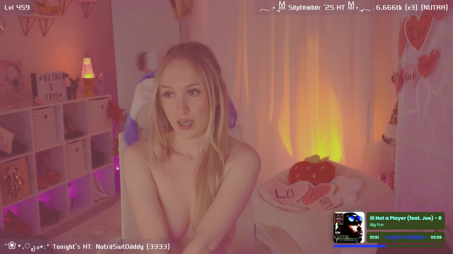 Gallery image thumbnail from OliviaxFaye's myfreecams stream on, 09/30/2025, 05:36 image 9 of 20