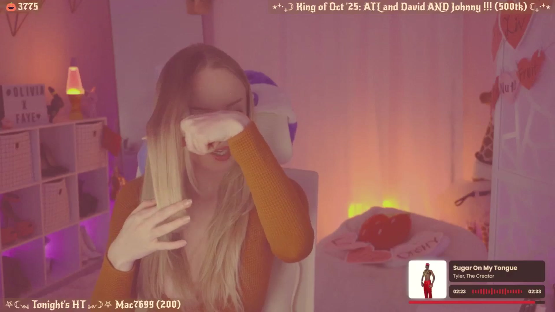 Gallery image thumbnail from OliviaxFaye's myfreecams stream on, 10/23/2025, 03:39 image 7 of 20