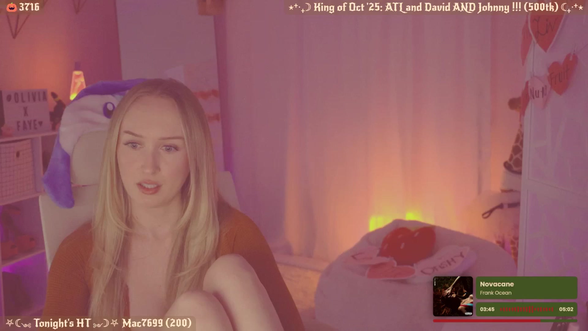 Gallery image thumbnail from OliviaxFaye's myfreecams stream on, 10/23/2025, 06:08 image 3 of 20
