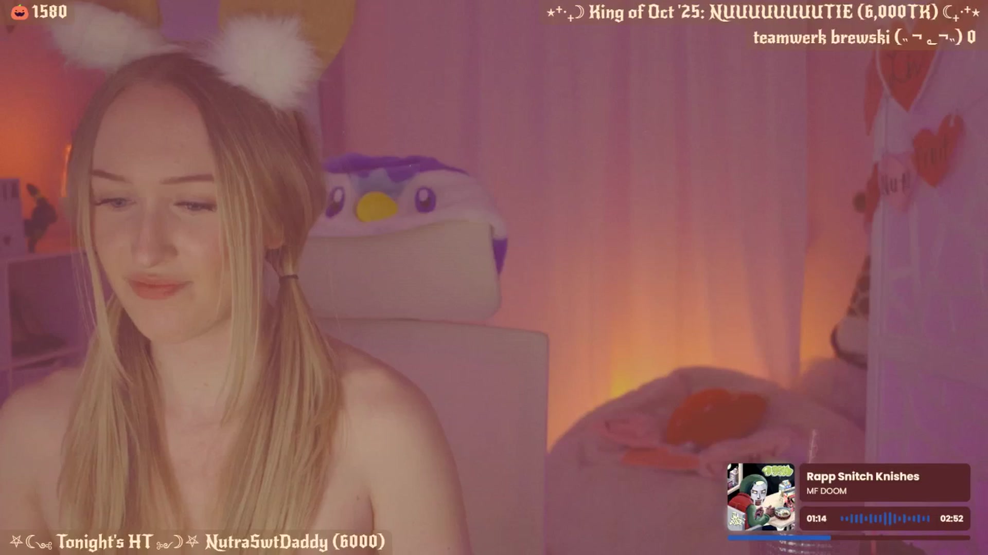 Gallery image thumbnail from OliviaxFaye's myfreecams stream on, 10/25/2025, 06:12 image 14 of 20
