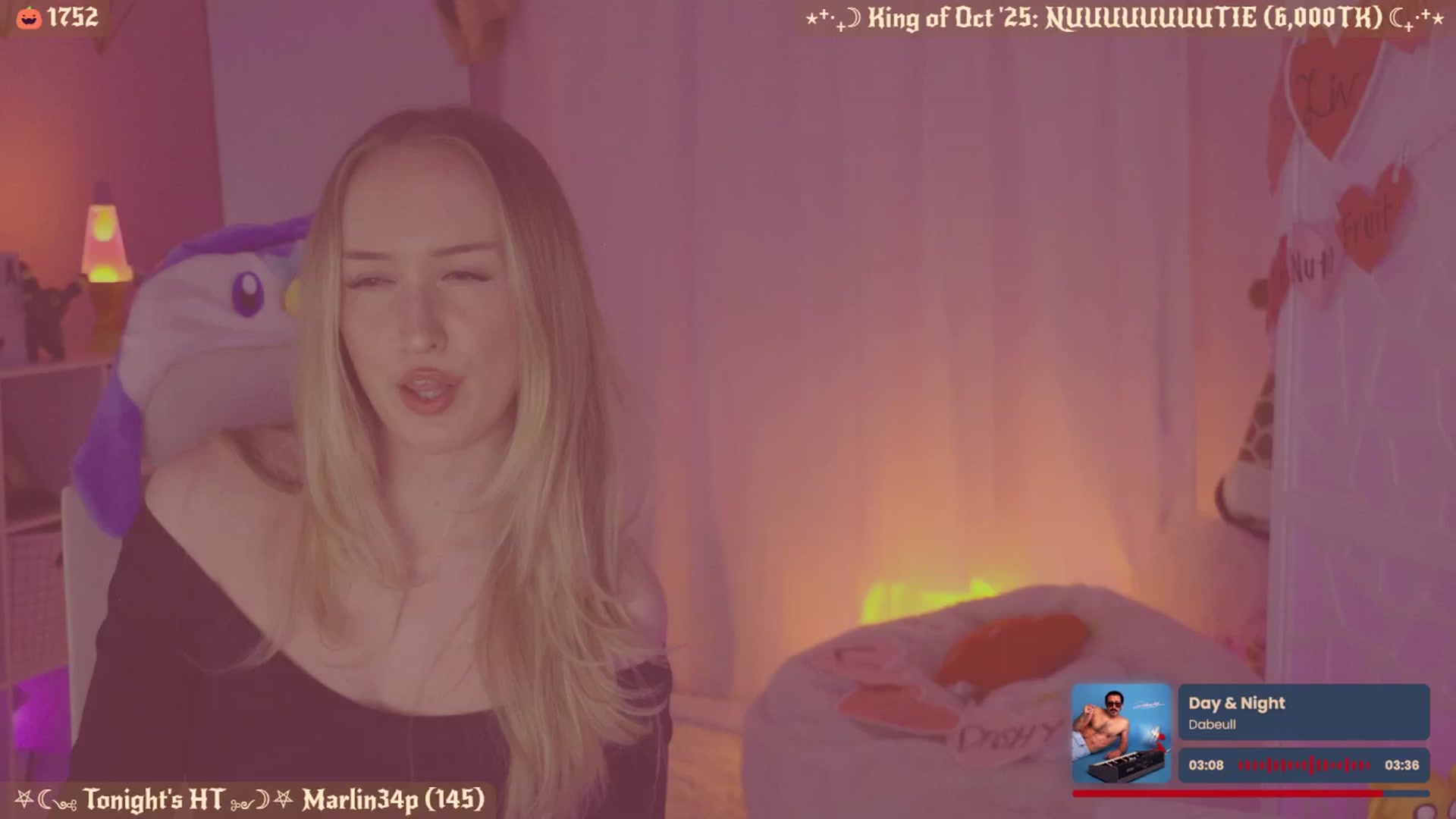 Gallery image thumbnail from OliviaxFaye's myfreecams stream on, 10/30/2025, 05:03 image 8 of 20