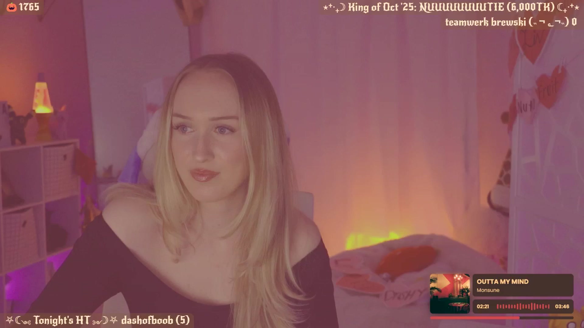 Gallery image thumbnail from OliviaxFaye's myfreecams stream on, 10/30/2025, 05:03 image 1 of 20