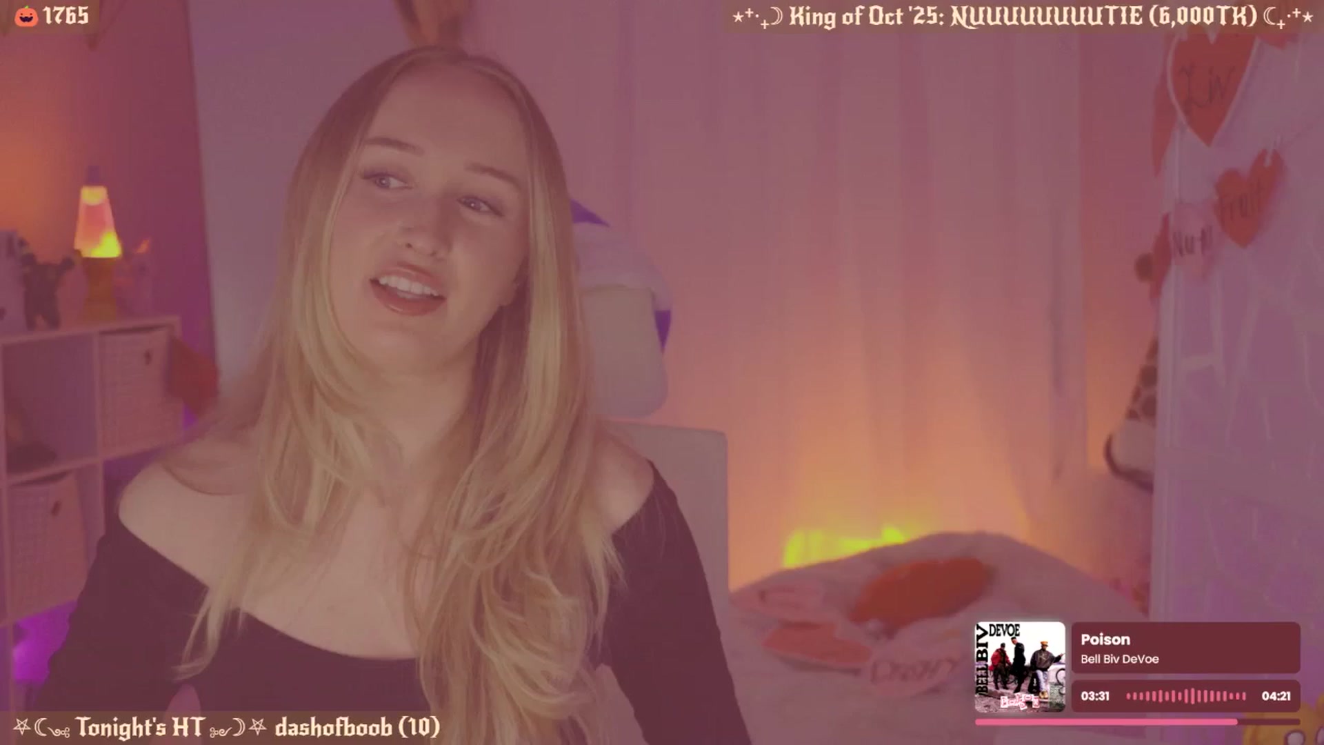 Gallery image thumbnail from OliviaxFaye's myfreecams stream on, 10/30/2025, 05:03 image 4 of 20