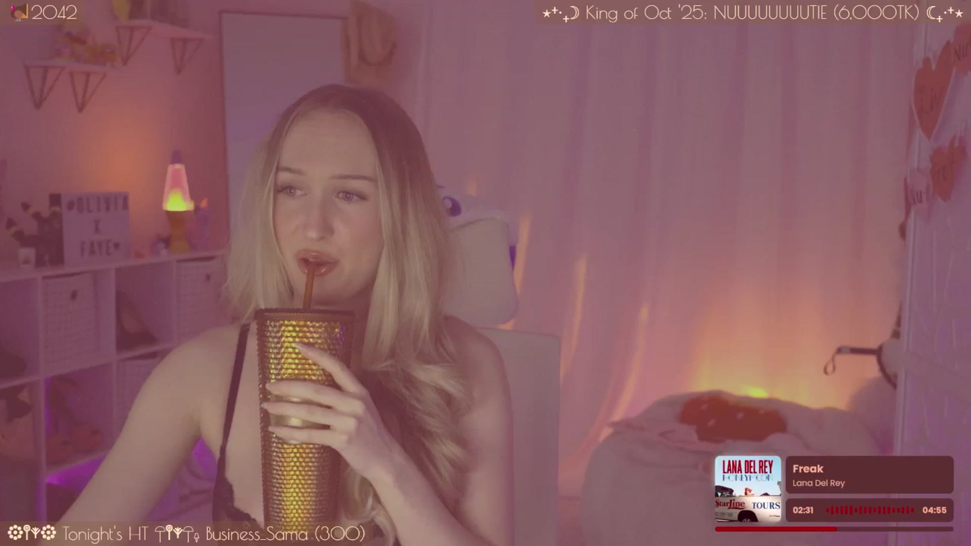 Gallery image thumbnail from OliviaxFaye's myfreecams stream on, 11/08/2025, 06:19 image 6 of 20
