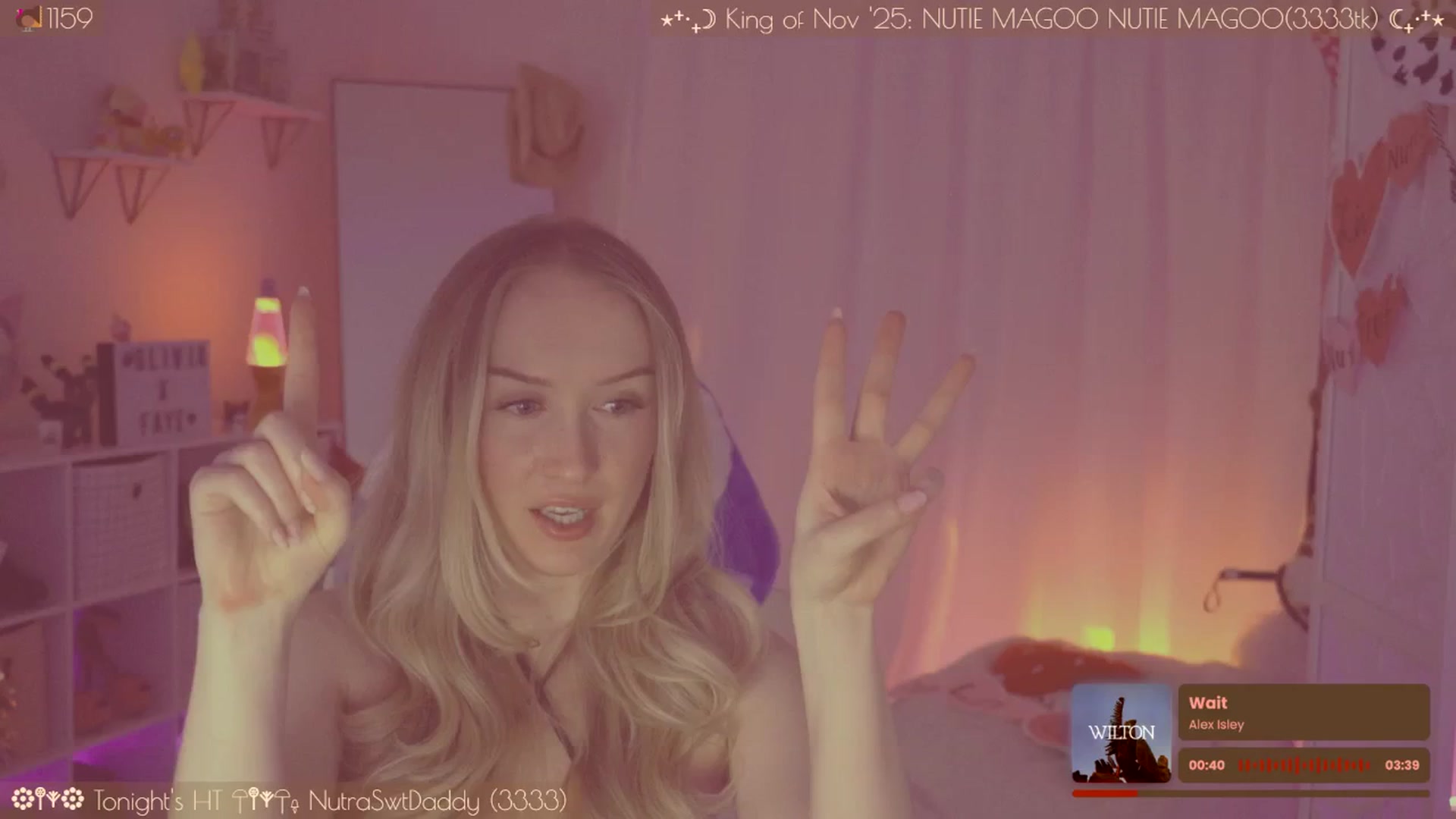 Gallery image thumbnail from OliviaxFaye's myfreecams stream on, 11/14/2025, 05:07 image 15 of 20