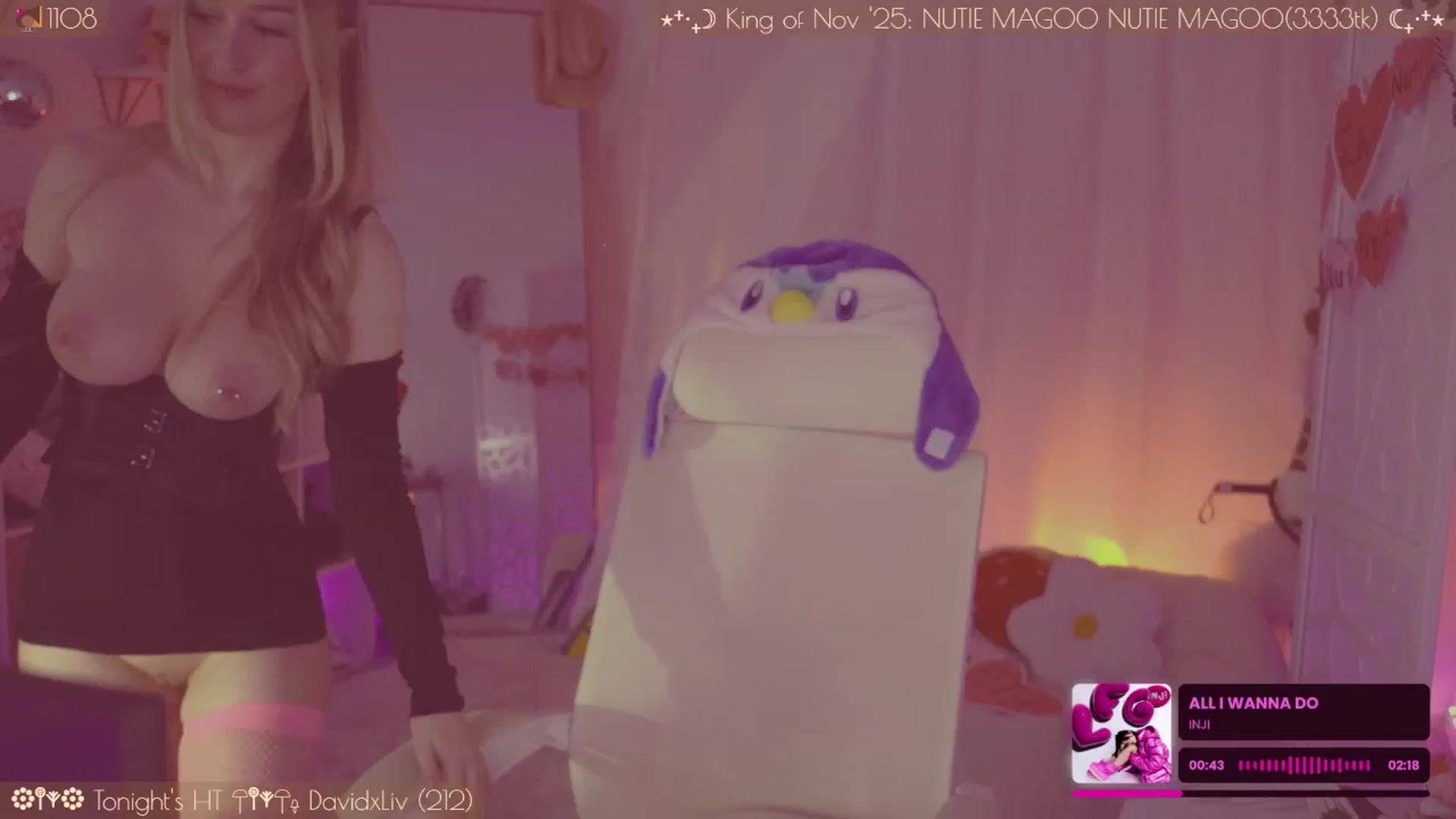 Gallery image thumbnail from OliviaxFaye's myfreecams stream on, 11/15/2025, 05:40 image 17 of 20