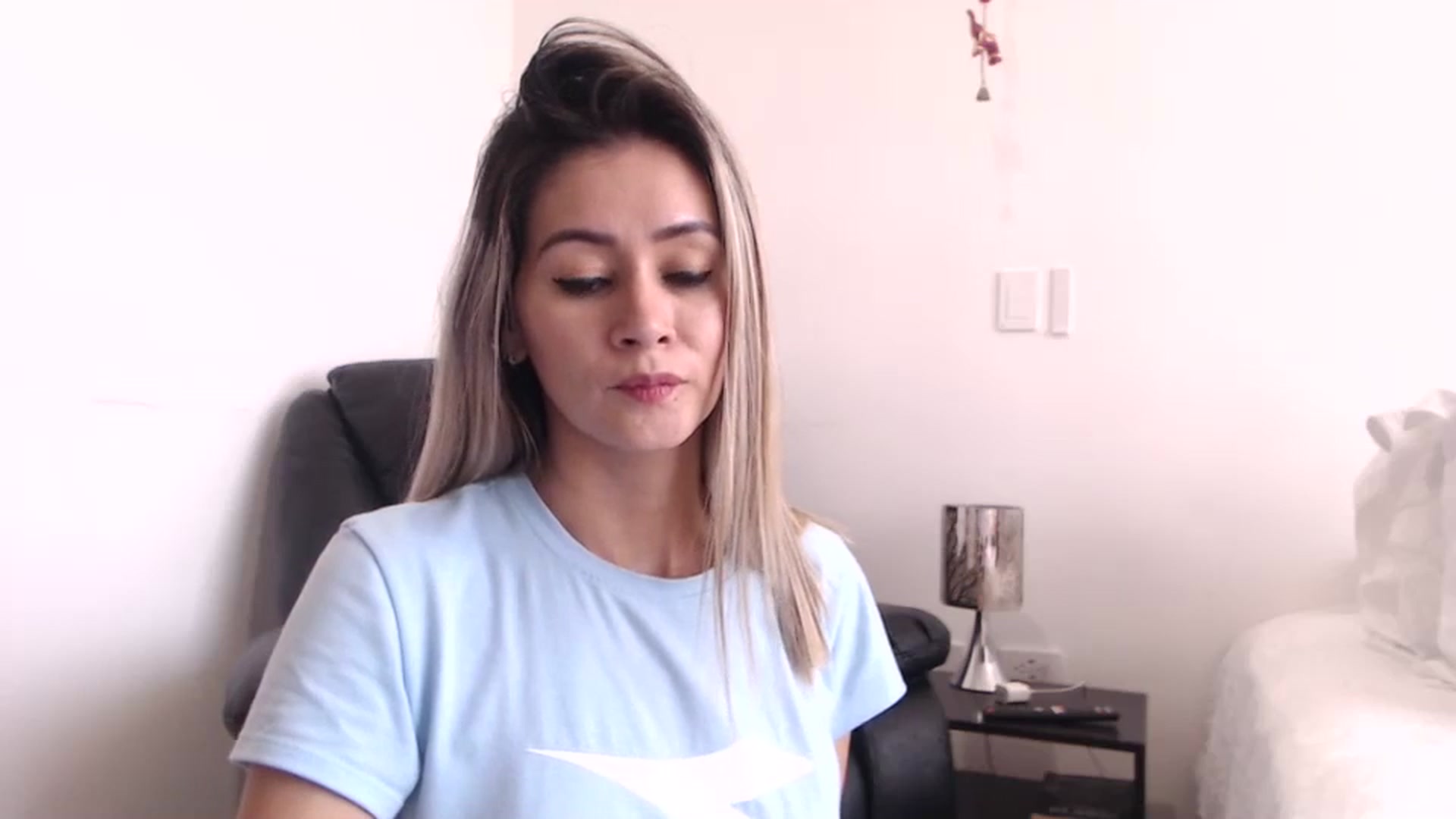 Gallery image thumbnail from Oliviaxnakedd's myfreecams stream on, 05/14/2024, 15:42 image 17 of 20