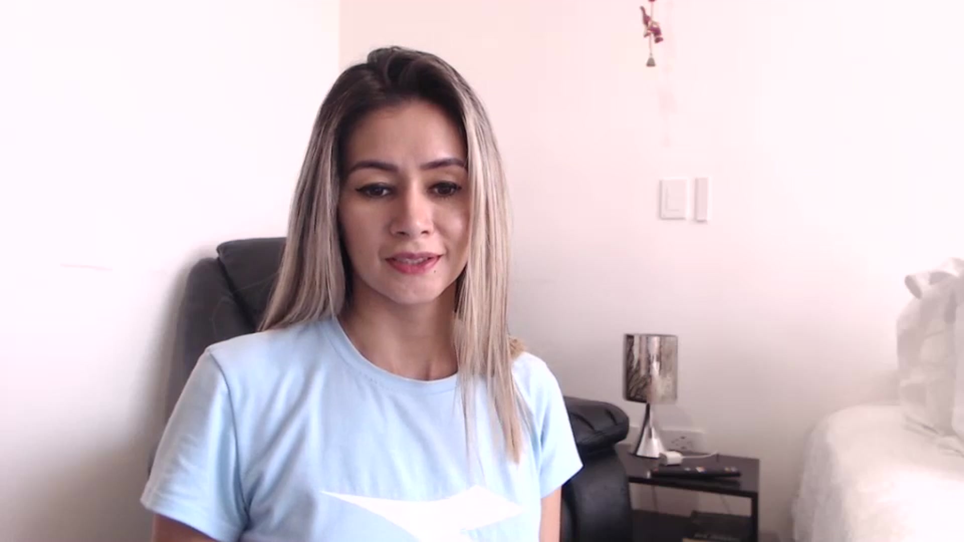 Gallery image thumbnail from Oliviaxnakedd's myfreecams stream on, 05/14/2024, 15:42 image 16 of 20