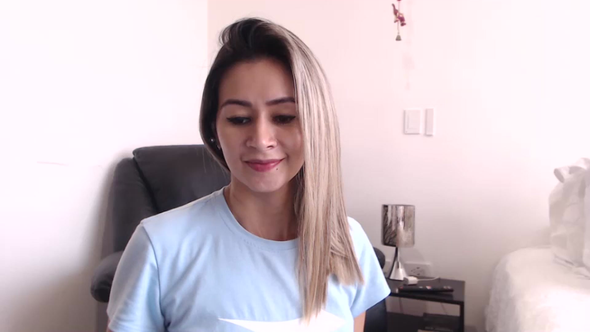 Gallery image thumbnail from Oliviaxnakedd's myfreecams stream on, 05/14/2024, 15:42 image 13 of 20