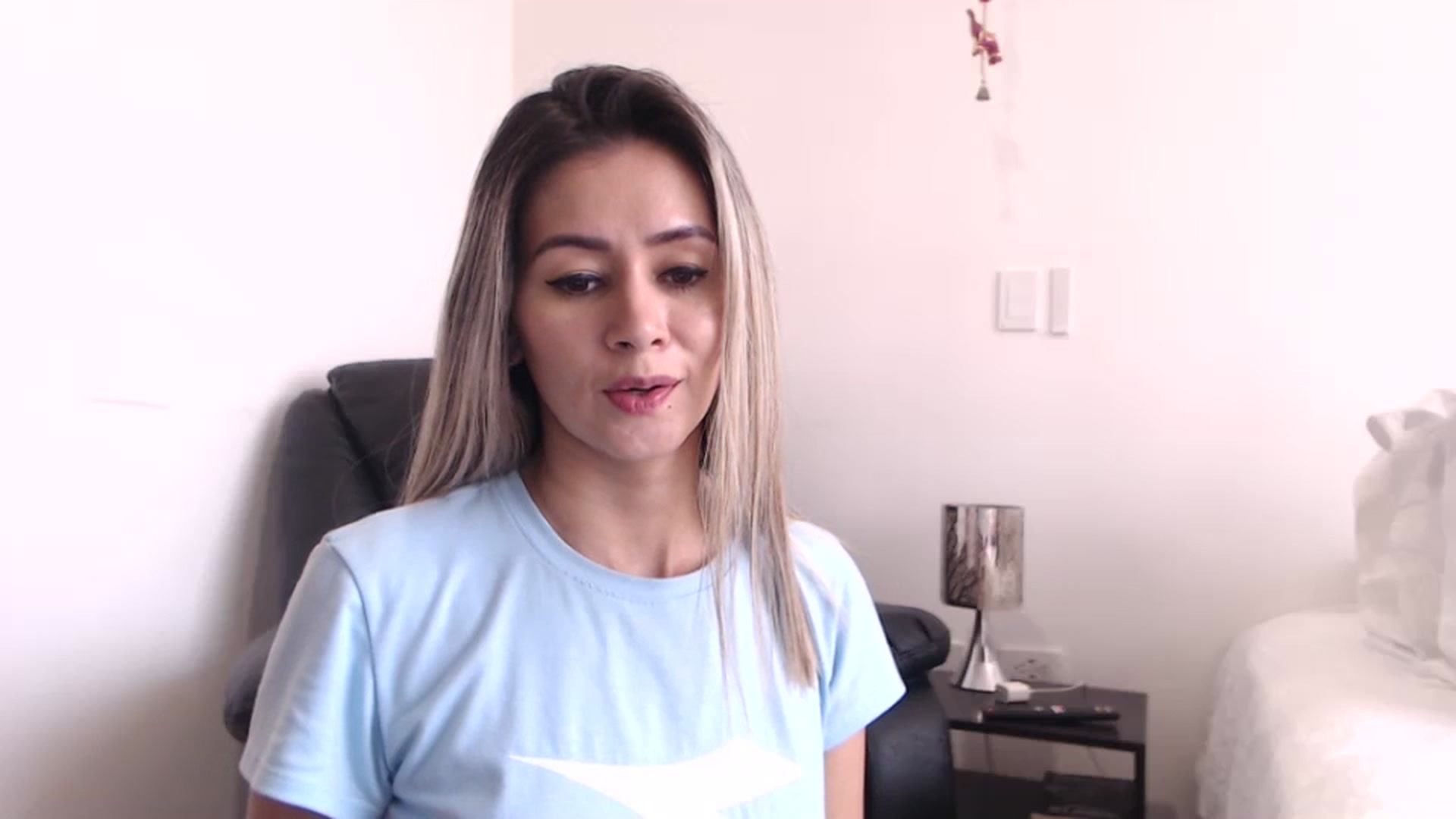 Gallery image thumbnail from Oliviaxnakedd's myfreecams stream on, 05/14/2024, 15:42 image 15 of 20