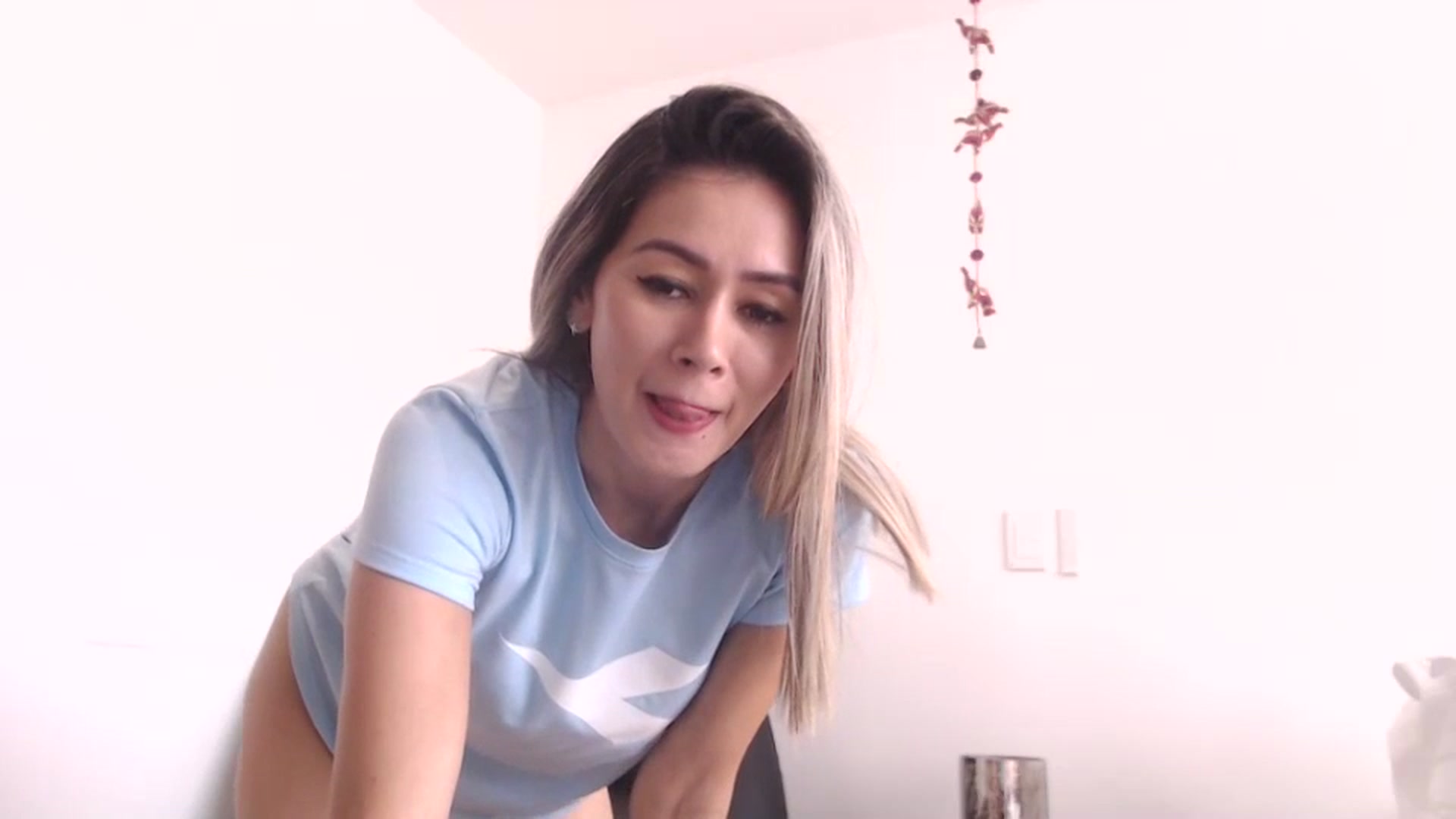 Gallery image thumbnail from Oliviaxnakedd's myfreecams stream on, 05/14/2024, 15:42 image 7 of 20