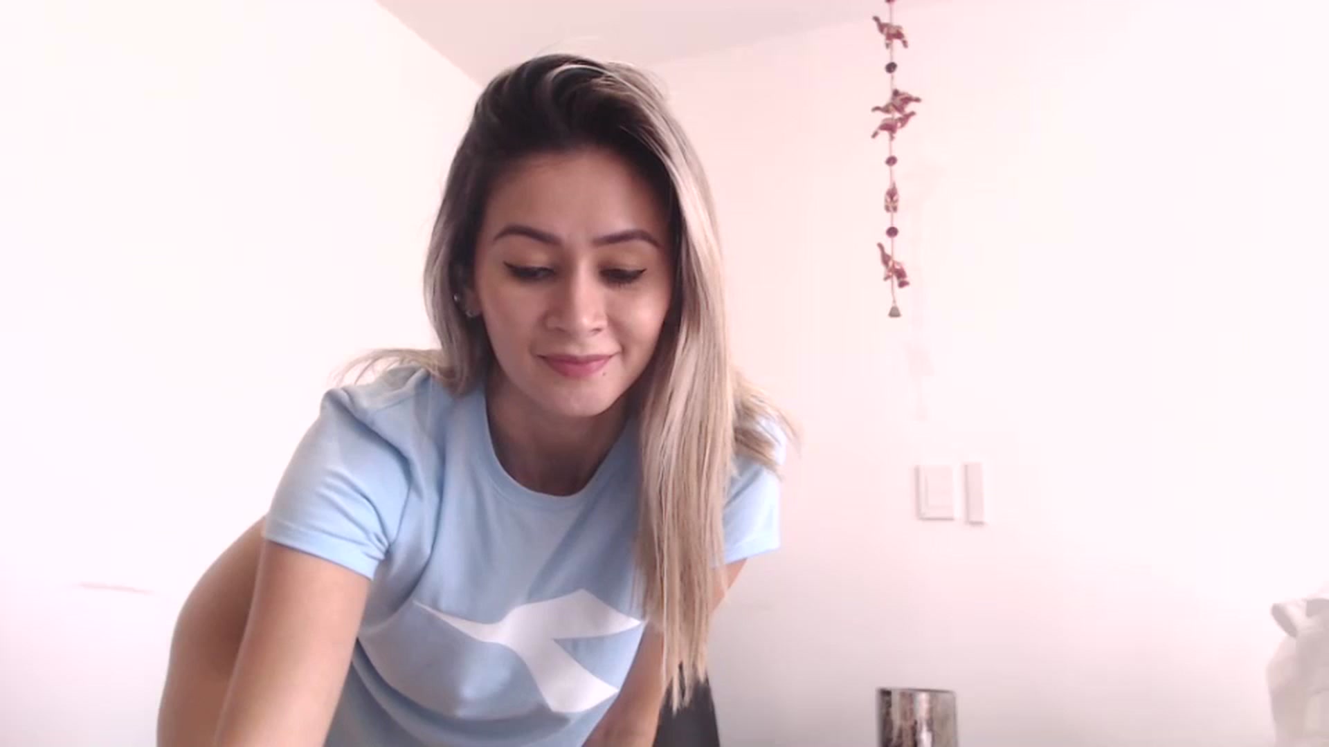 Gallery image thumbnail from Oliviaxnakedd's myfreecams stream on, 05/14/2024, 15:42 image 1 of 20