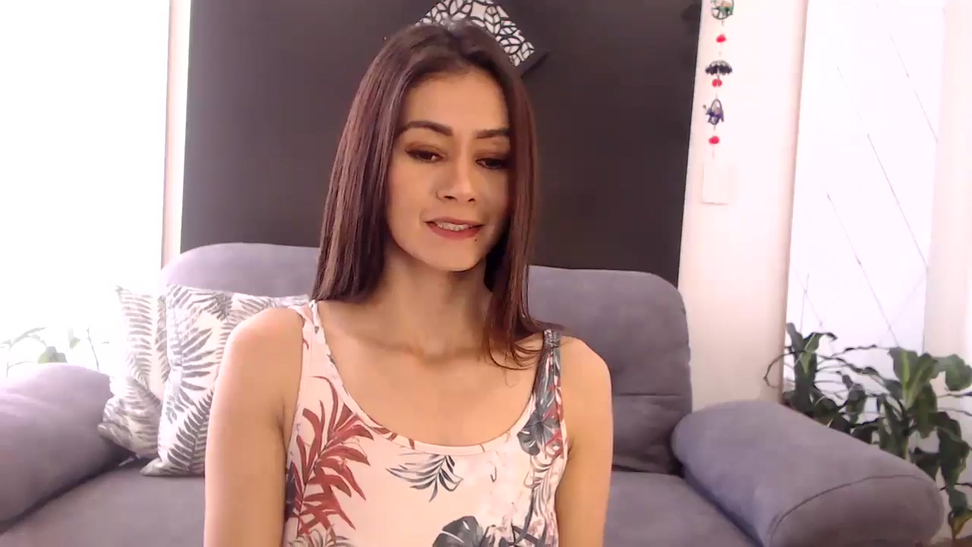 Gallery image thumbnail from Oliviaxnakedd's myfreecams stream on, 08/20/2025, 16:15 image 13 of 20
