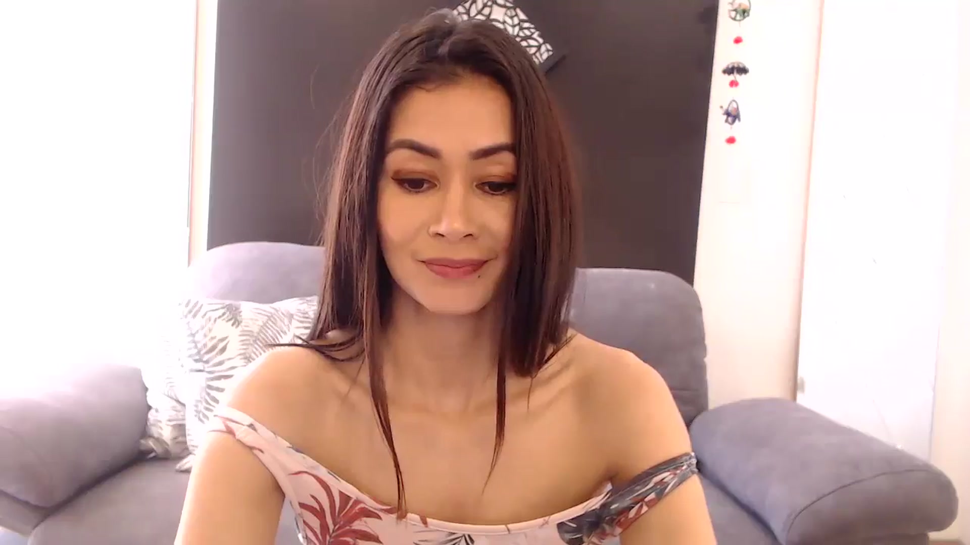 Gallery image thumbnail from Oliviaxnakedd's myfreecams stream on, 08/26/2025, 15:30 image 18 of 20