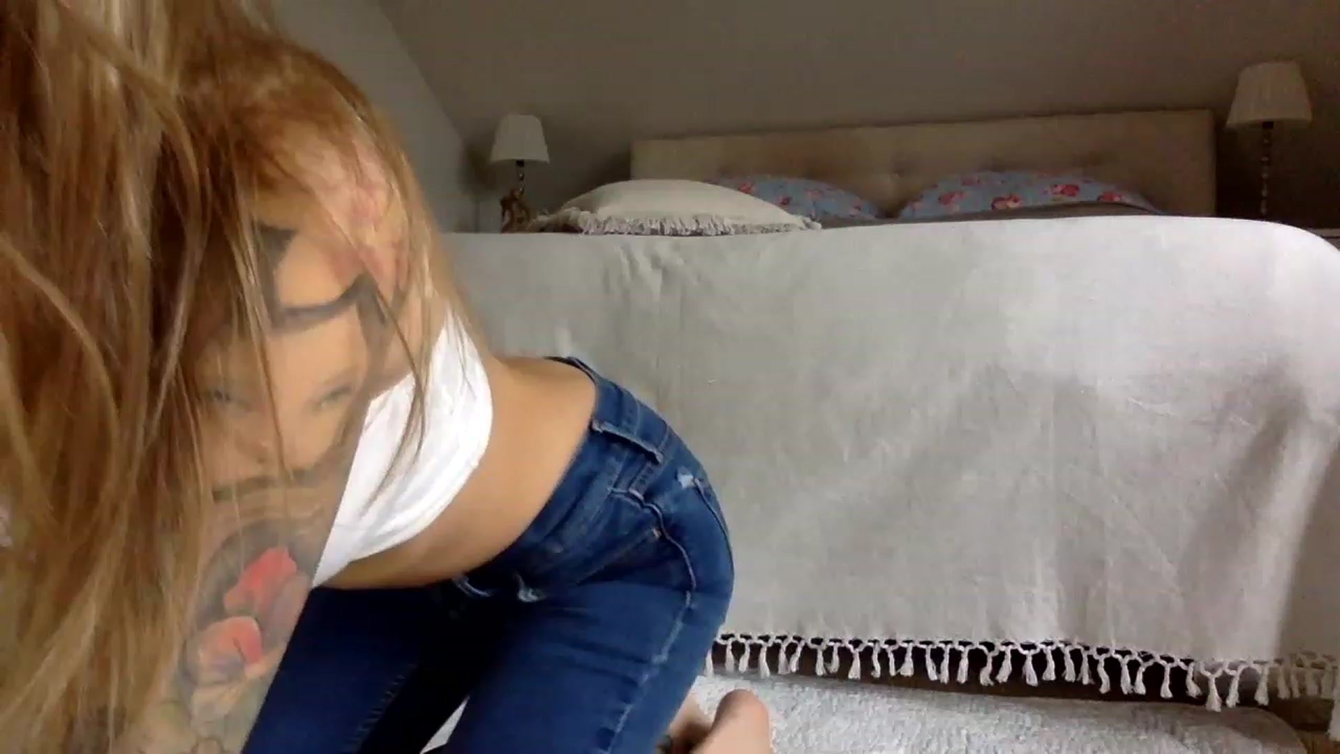 Gallery image thumbnail from OliviePaige's myfreecams stream on, 12/01/2022, 12:16 image 17 of 20