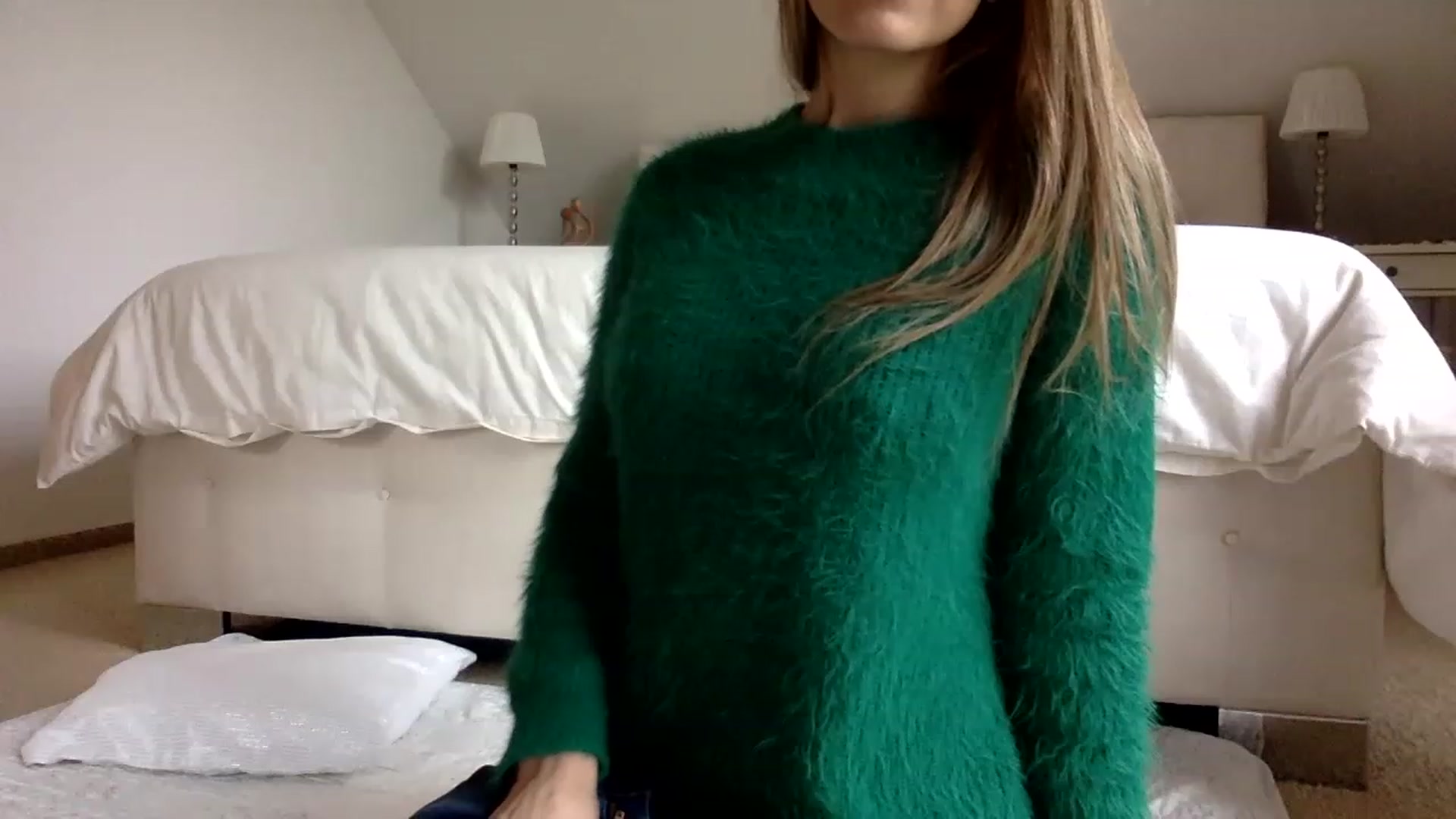 Gallery image thumbnail from OliviePaige's myfreecams stream on, 01/30/2023, 11:45 image 12 of 20