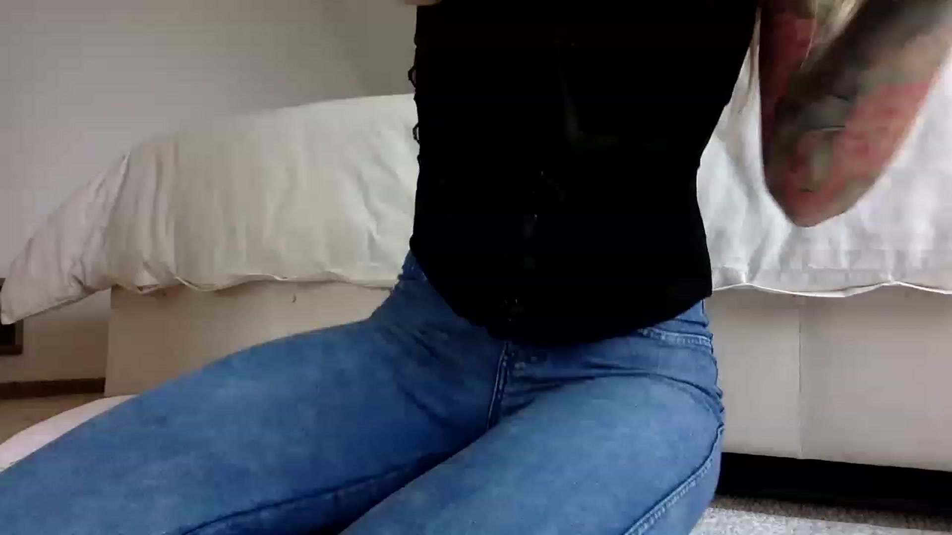 Gallery image thumbnail from OliviePaige's myfreecams stream on, 02/23/2023, 11:34 image 20 of 20