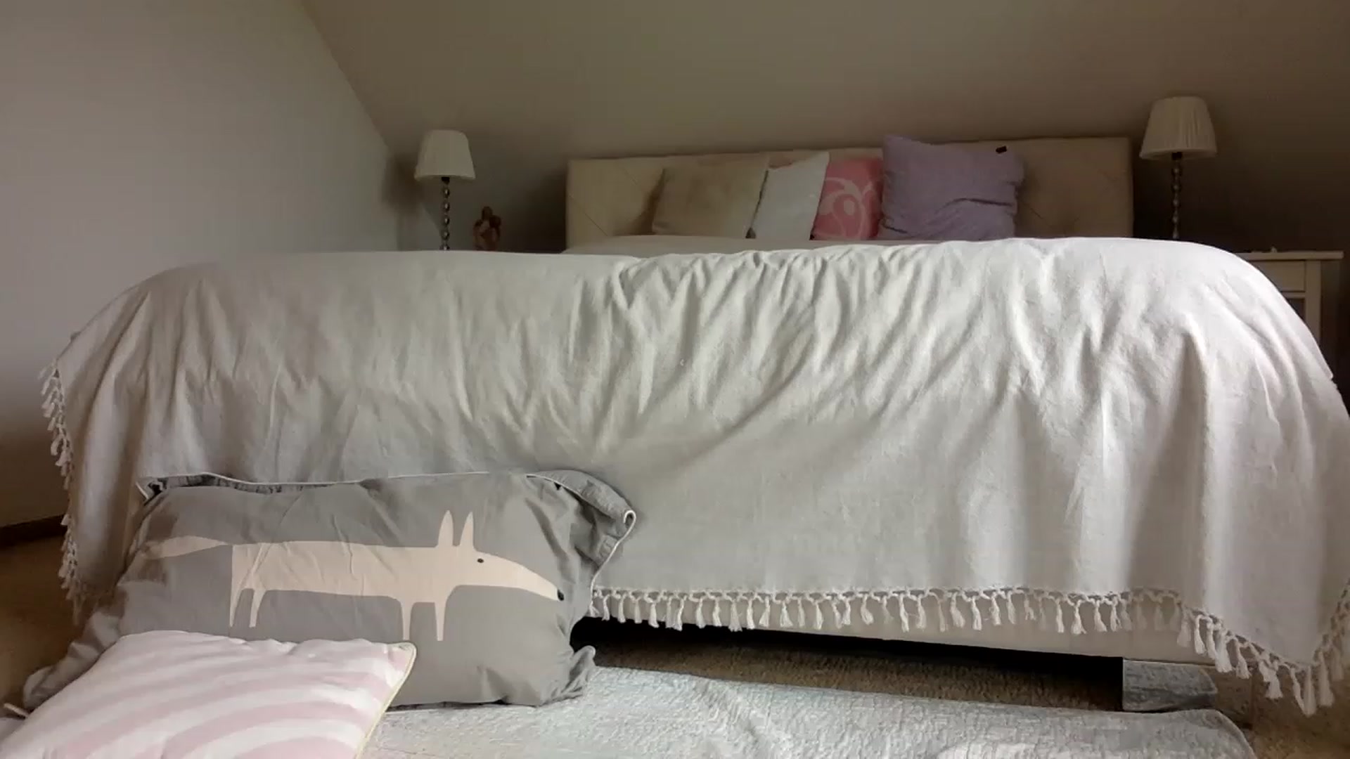 Gallery image thumbnail from OliviePaige's myfreecams stream on, 04/20/2023, 09:48 image 9 of 20