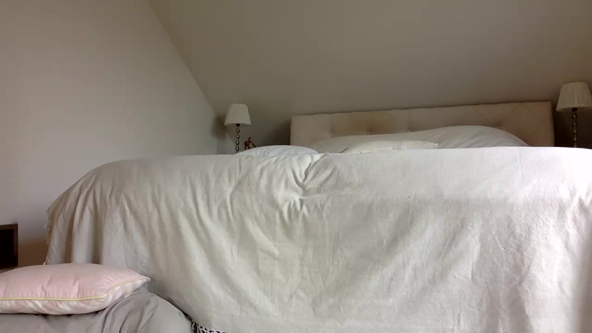 Gallery image thumbnail from OliviePaige's myfreecams stream on, 05/12/2023, 09:54 image 10 of 20