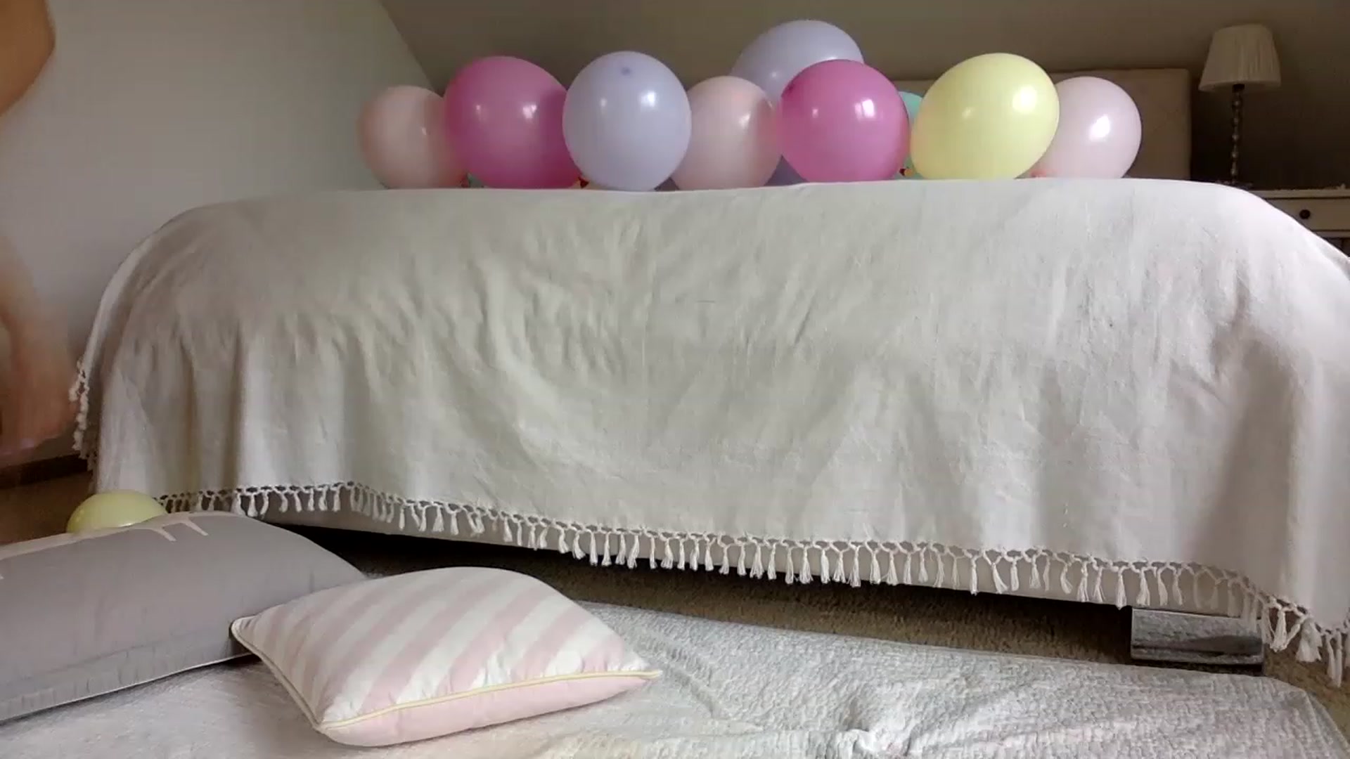 Gallery image thumbnail from OliviePaige's myfreecams stream on, 05/16/2023, 09:44 image 7 of 20