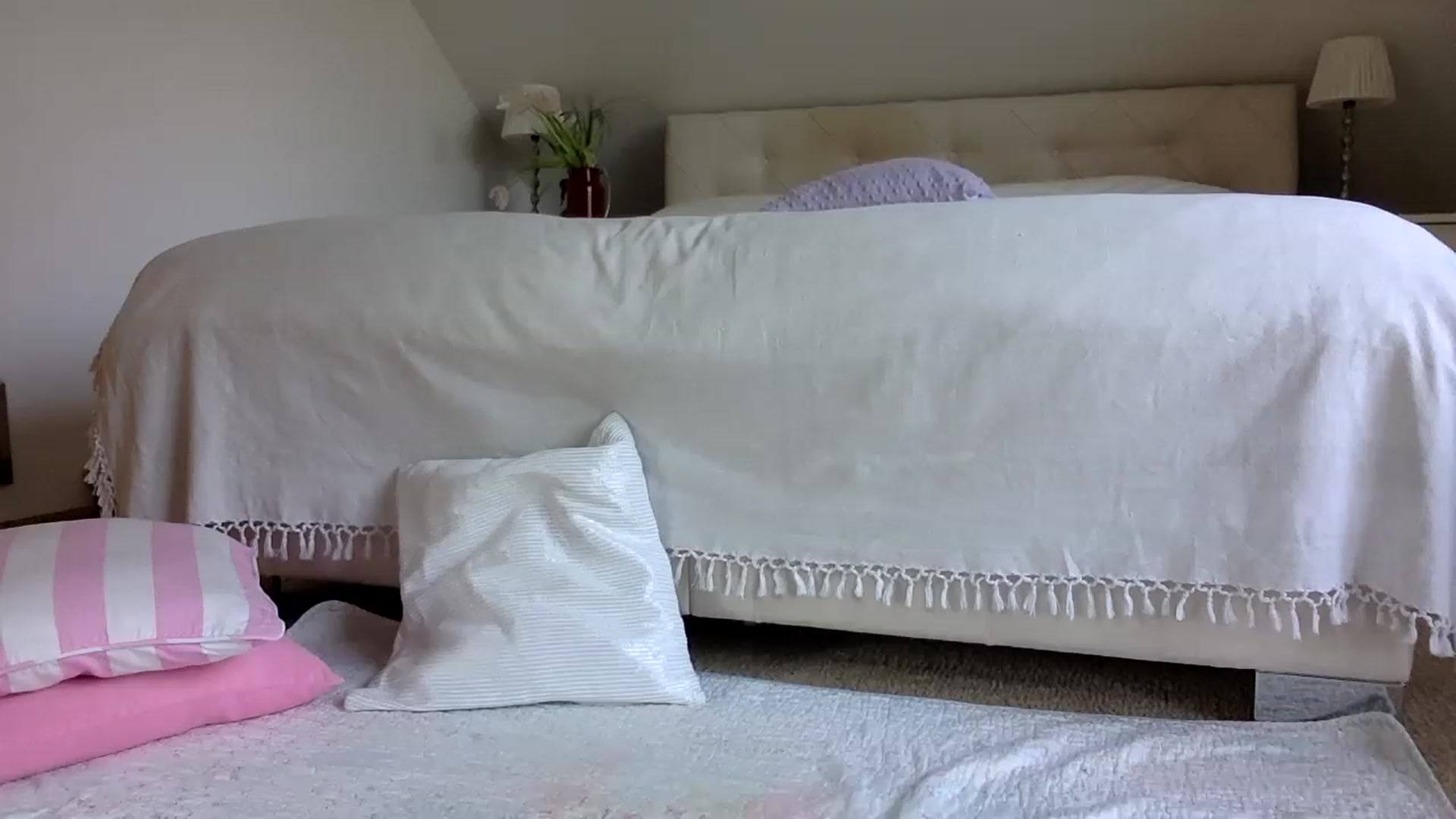 Gallery image thumbnail from OliviePaige's myfreecams stream on, 05/23/2023, 09:04 image 5 of 20