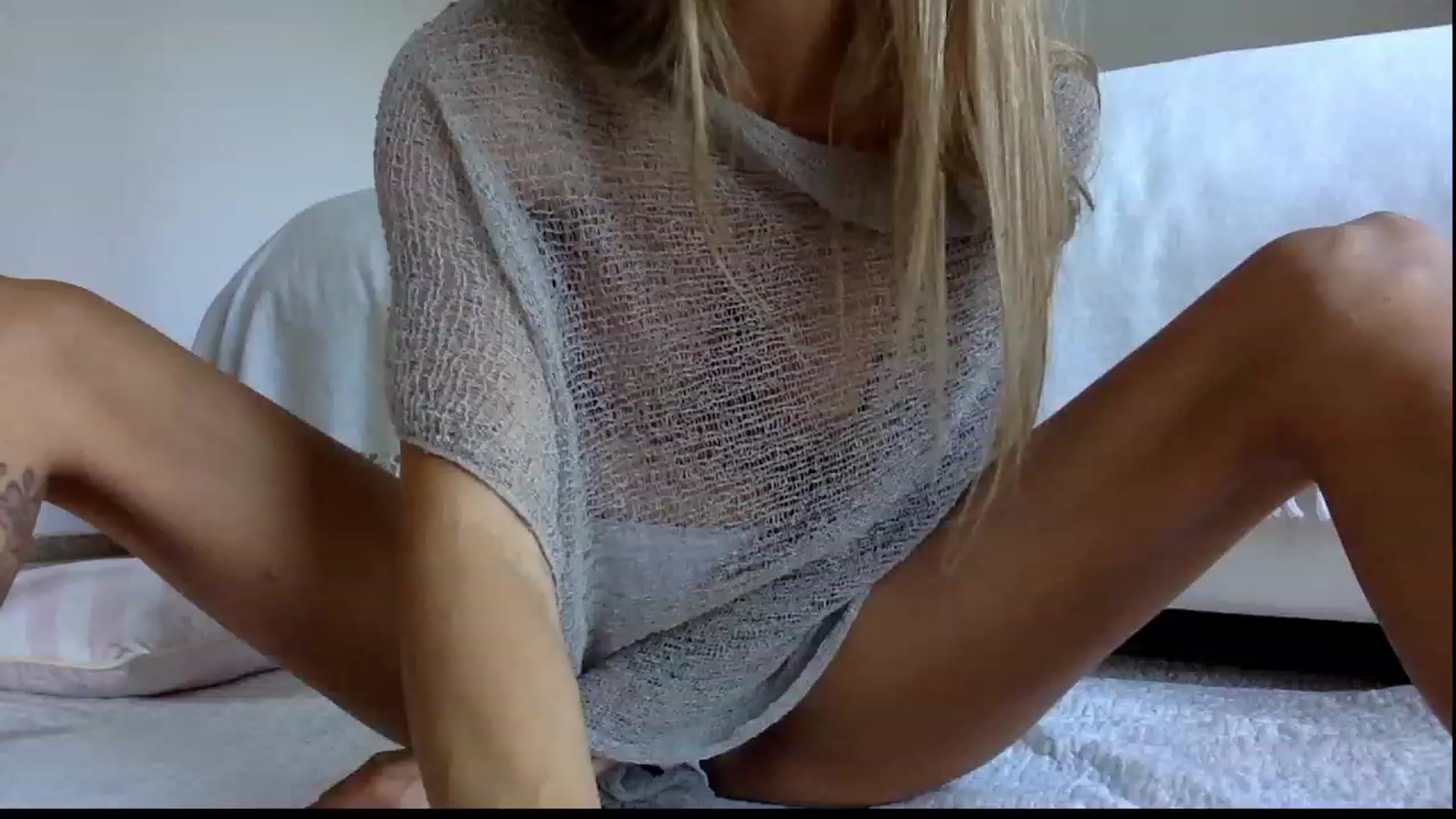 Gallery image thumbnail from OliviePaige's myfreecams stream on, 09/13/2023, 09:14 image 8 of 20