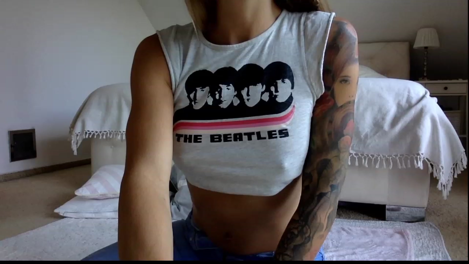 Gallery image thumbnail from OliviePaige's myfreecams stream on, 10/04/2023, 10:09 image 3 of 20