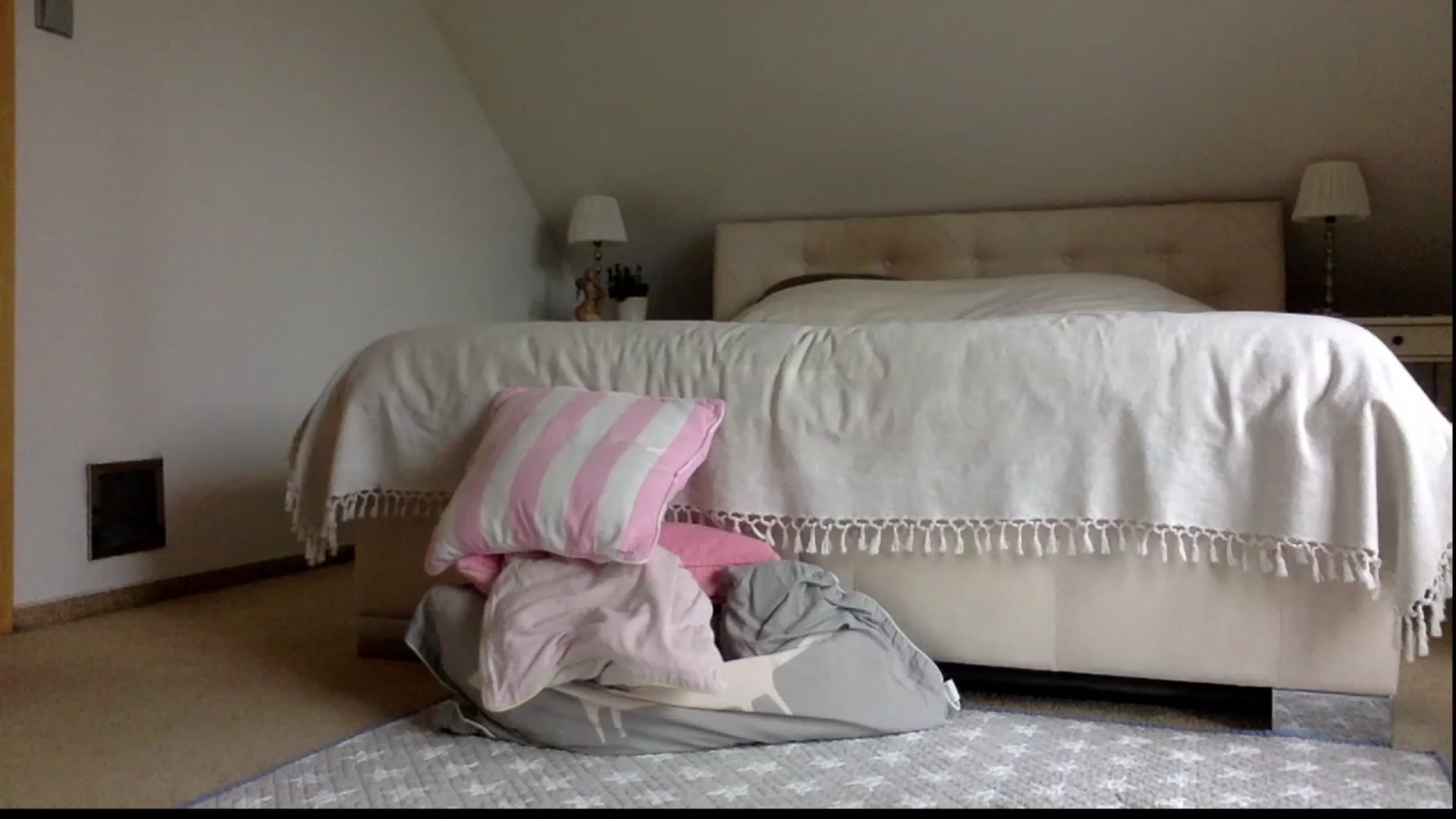 Gallery image thumbnail from OliviePaige's myfreecams stream on, 11/15/2023, 10:36 image 17 of 20