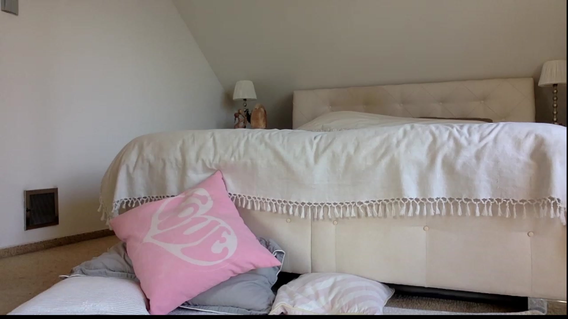 Gallery image thumbnail from OliviePaige's myfreecams stream on, 11/30/2023, 12:20 image 4 of 20
